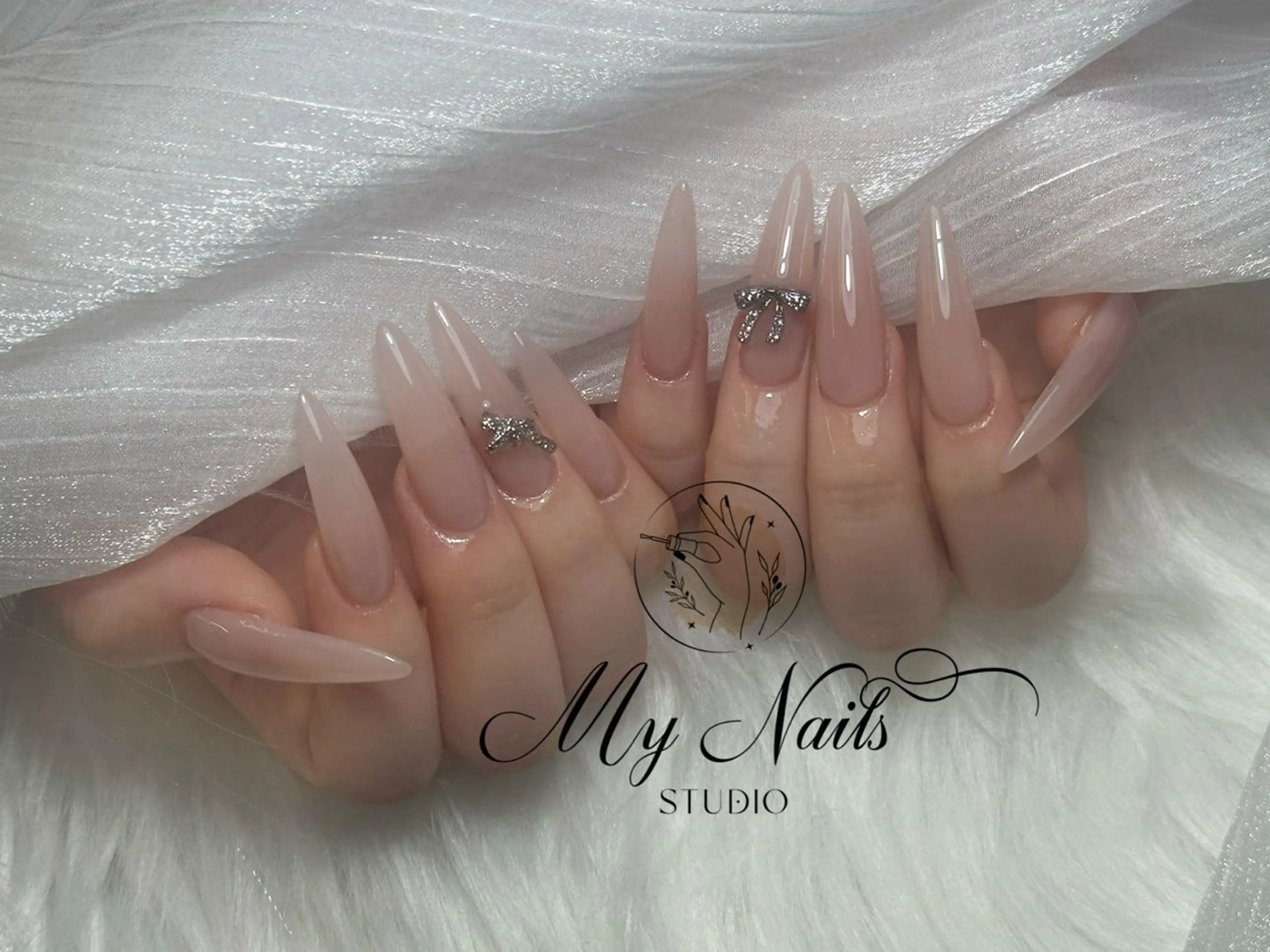 ネイル 長さ出し ワンカラーネイル My Nail Salon所属・My Nail Salonのネイルデザイン