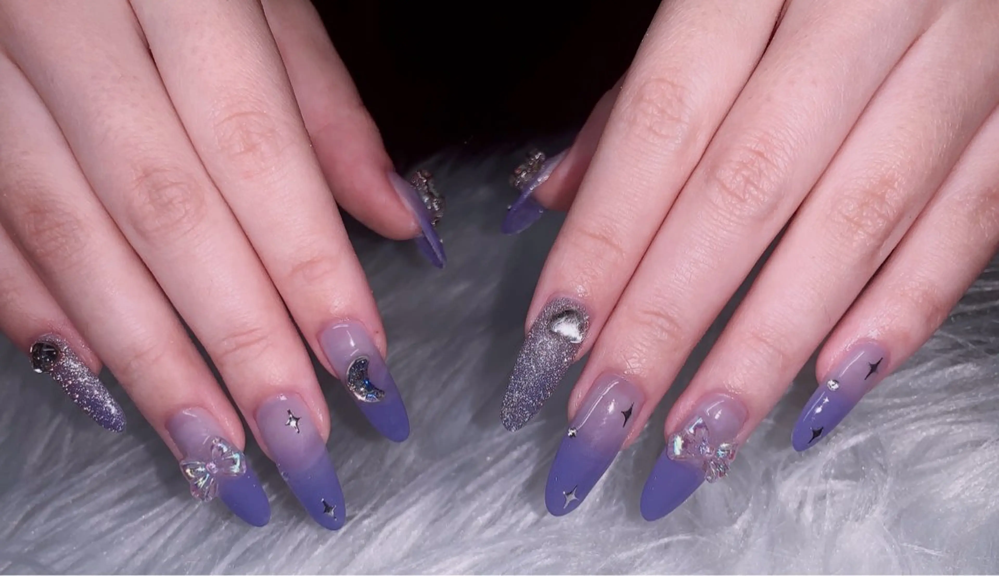 ネイル ゆず秋葉原 Vickyのネイルデザイン