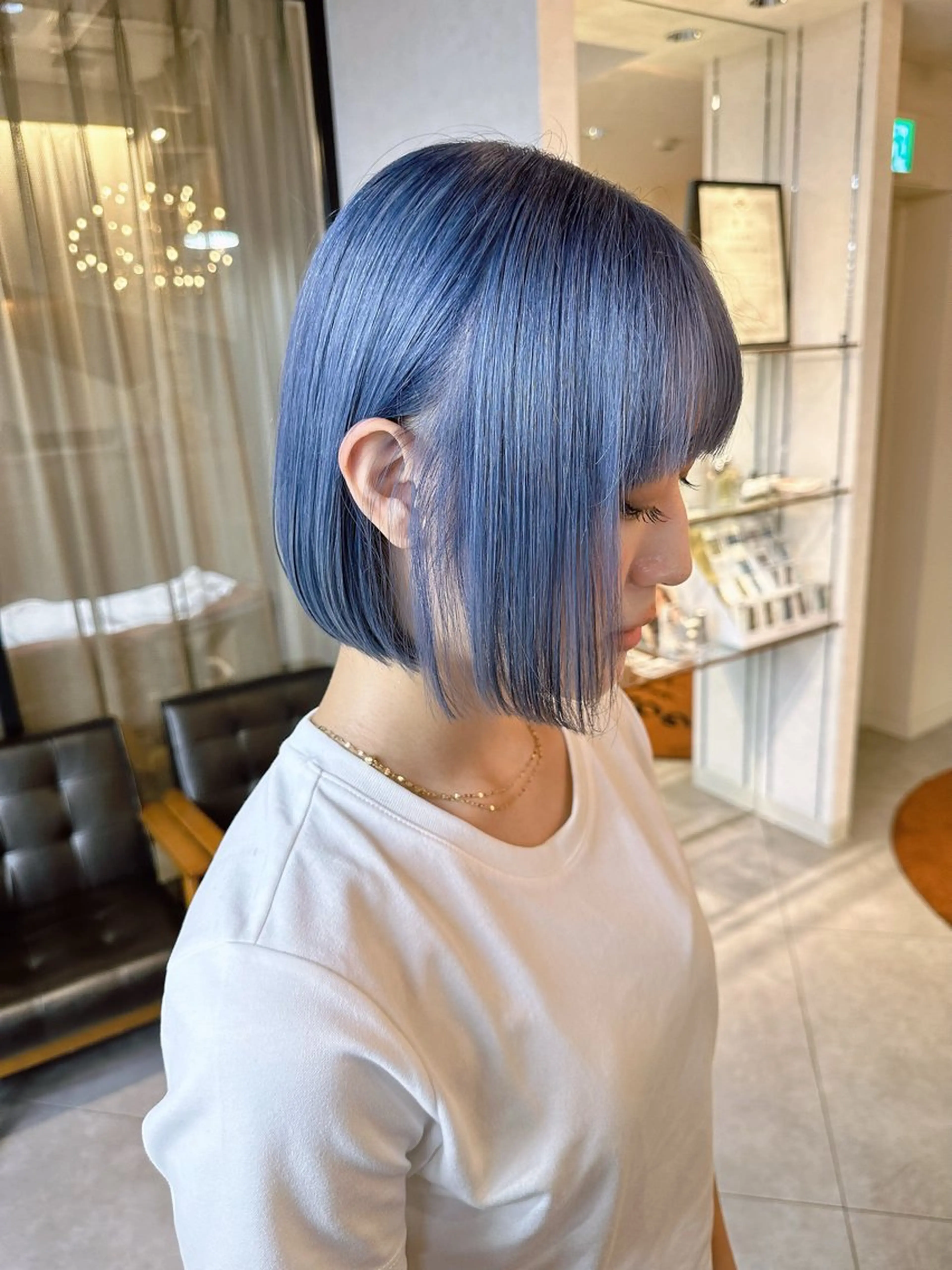 ミディアム カラー ウルフとハイトーン みっちー✂️のヘアスタイル