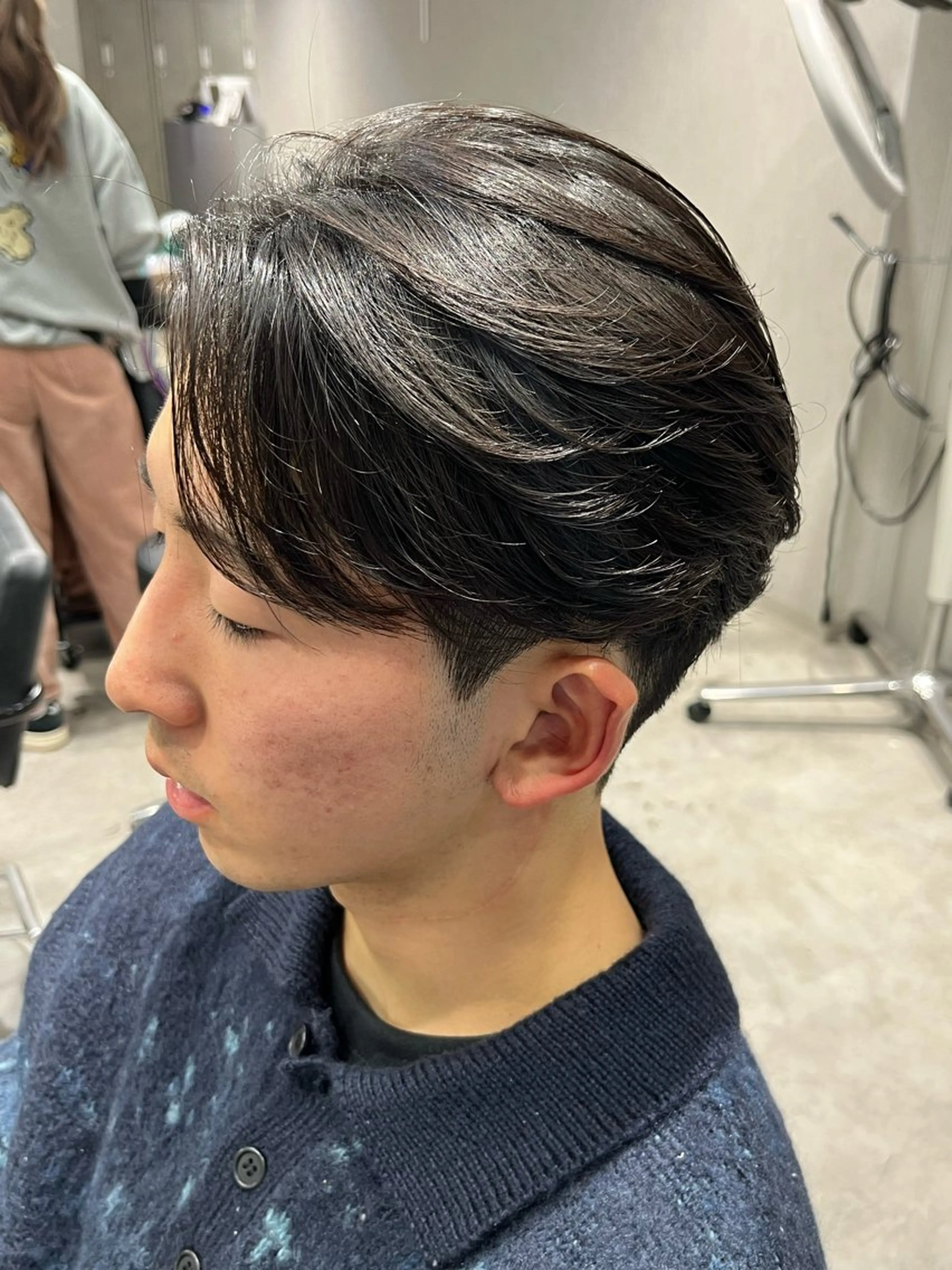 ショート パーマ メンズ 縮毛矯正 カット 縮毛矯正 トリートメント 【センターパート/ マッシュ】ryokaのヘアスタイル