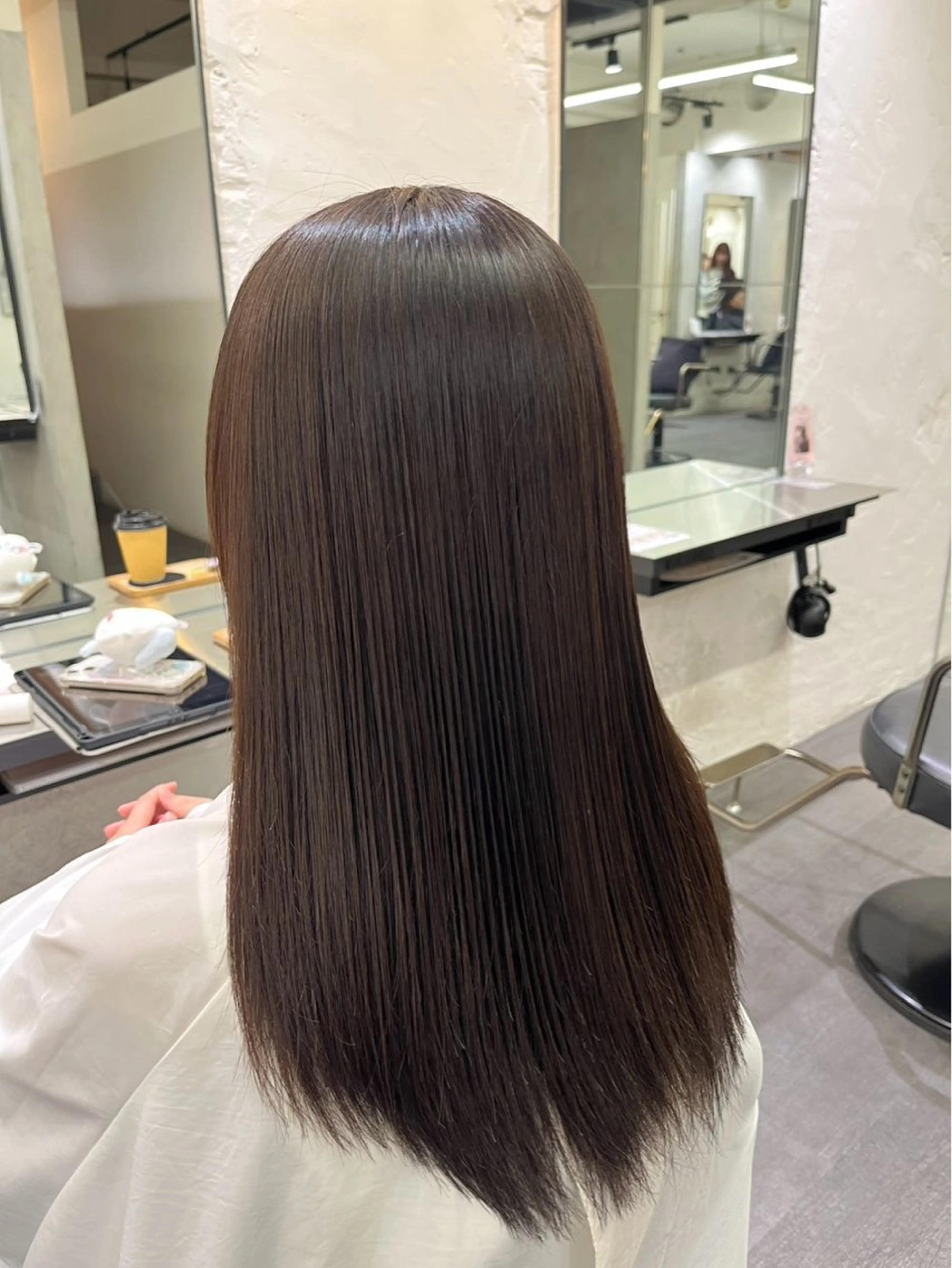 ロング 縮毛矯正 belta by artefice所属・梅田 かれんのヘアスタイル