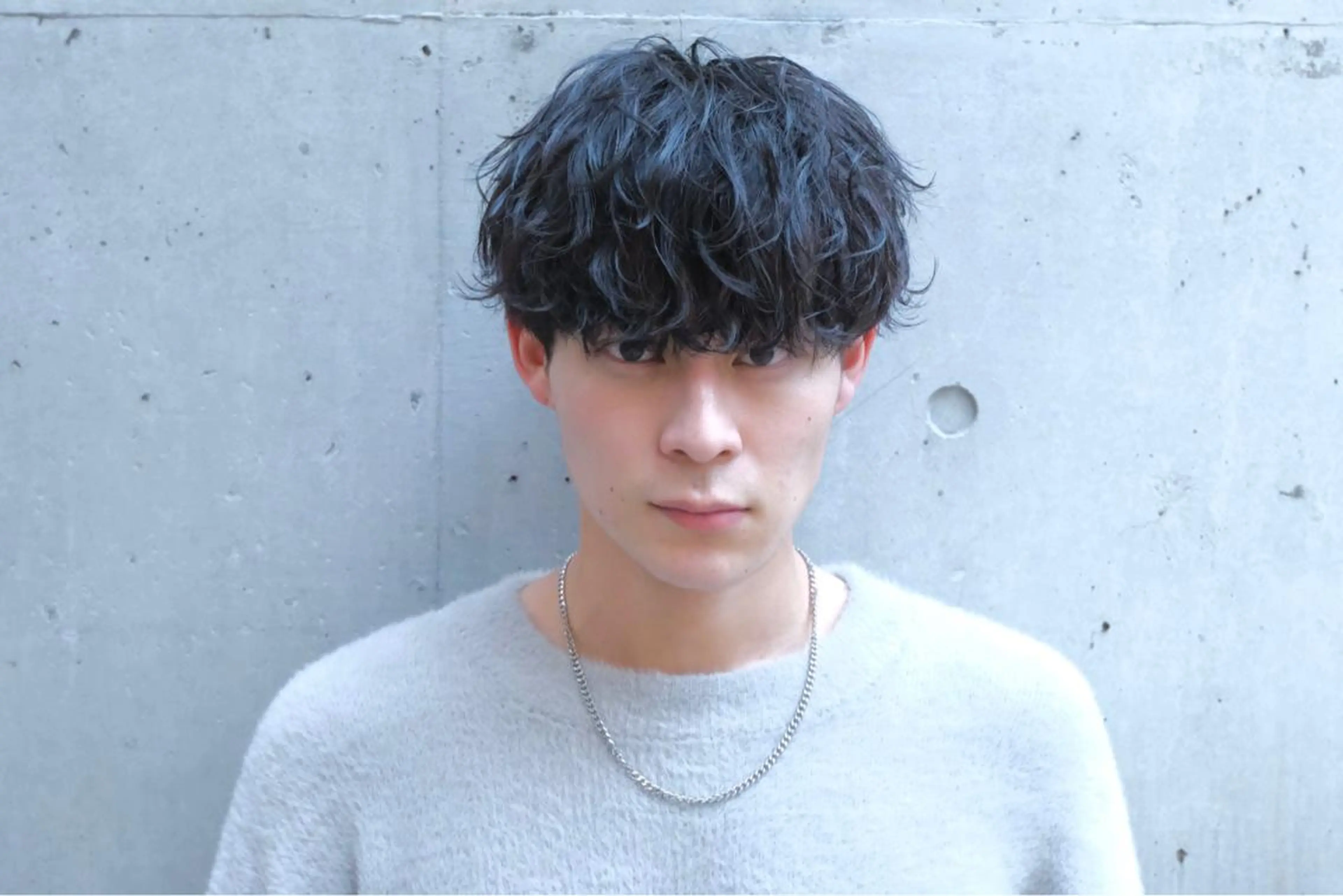 メンズ 透明感ブリーチ/ メンズパーマのヘアスタイル