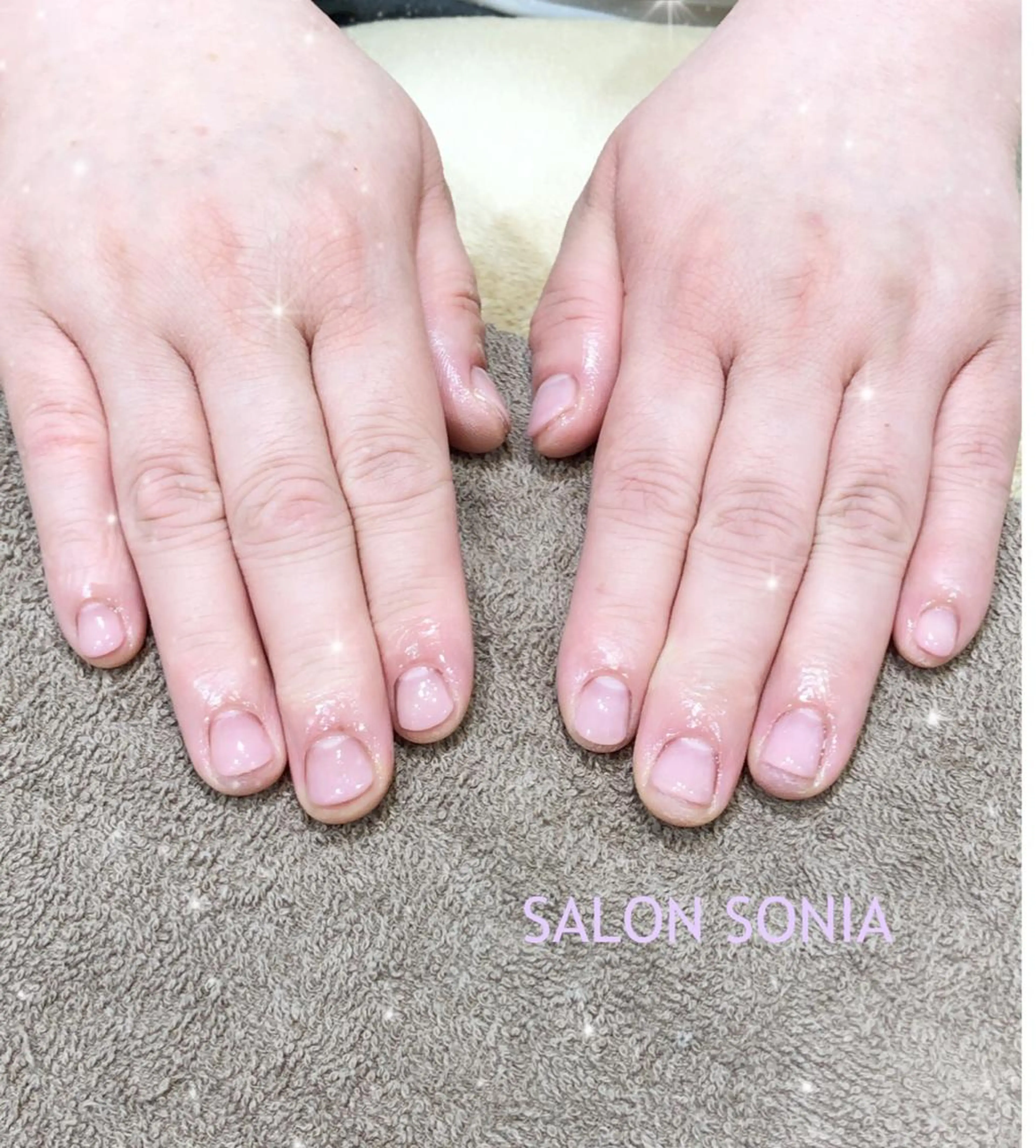 ネイル 小顔・毛穴・たるみ ネイル　似内真樹のエステ・リラクイメージ