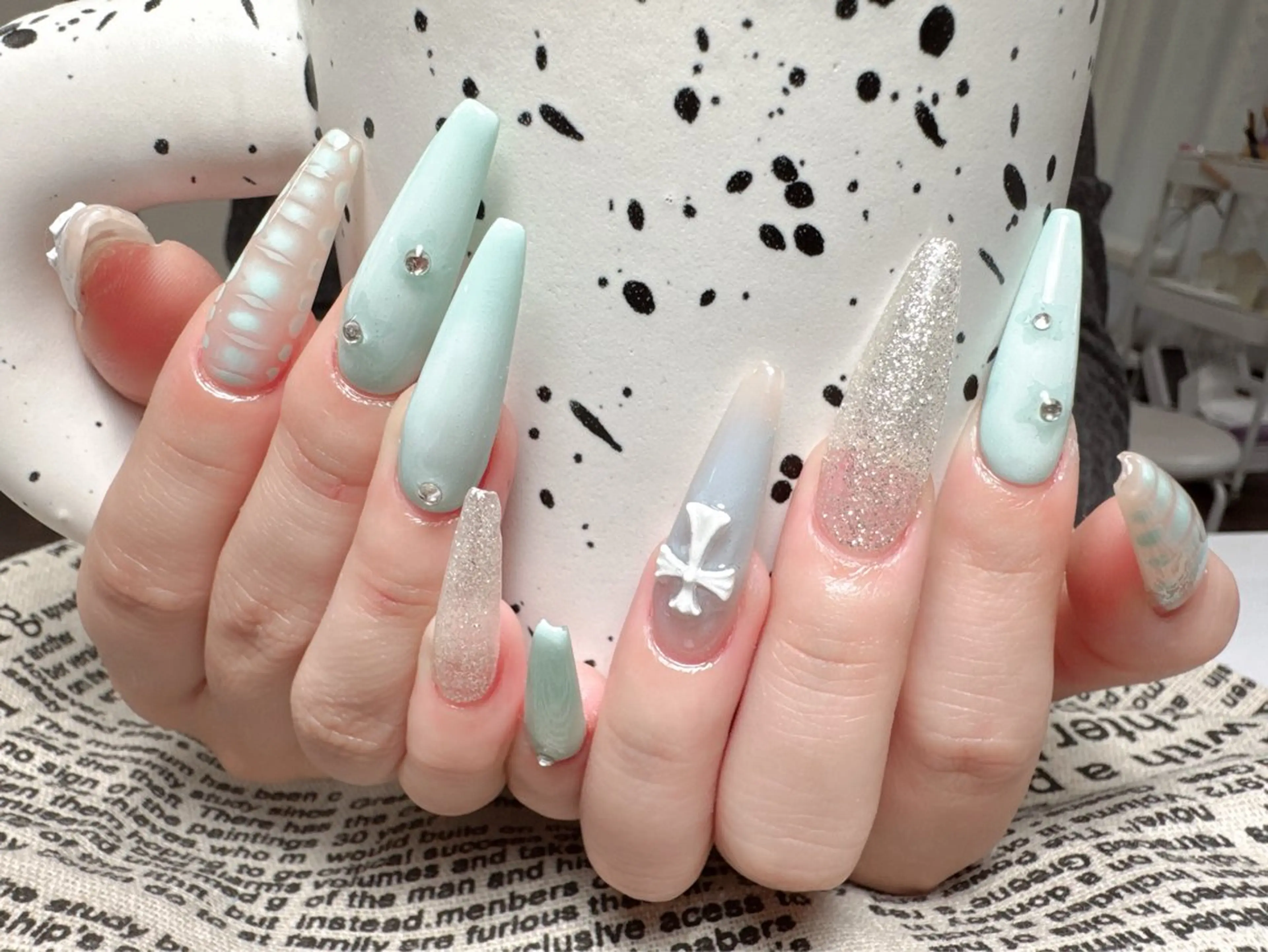 ネイル ハンドネイル EN salon💅 🦋もり💕のネイルデザイン