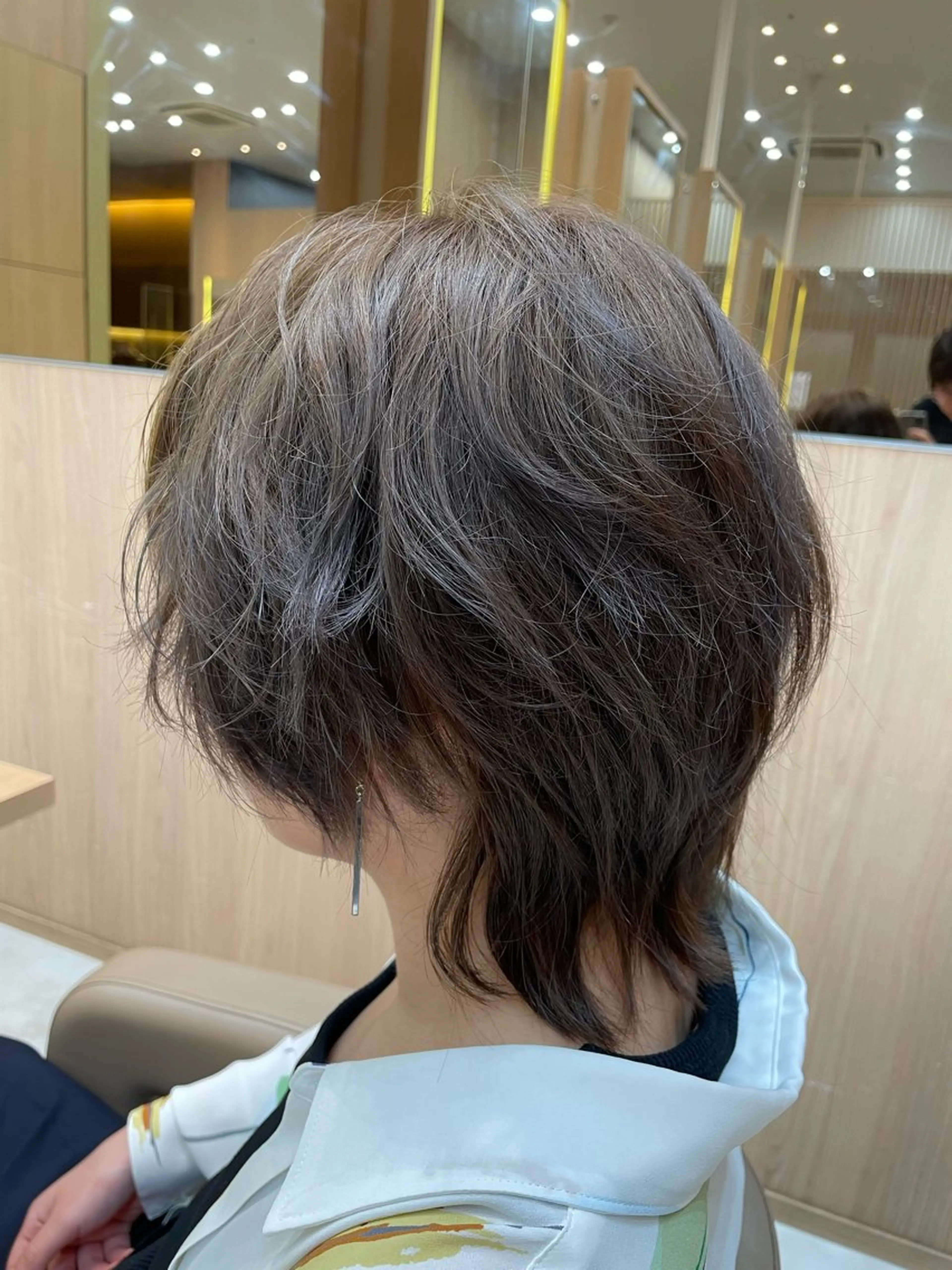 ミディアム カラー メンズ ショートボブ ミディアムパーマ メンズバレイヤージュ メンズブリーチ メンズハイライト カット ヘアカラー トリートメント Ai   縮毛矯正/ ショート/ボブ/大宮のヘアスタイル