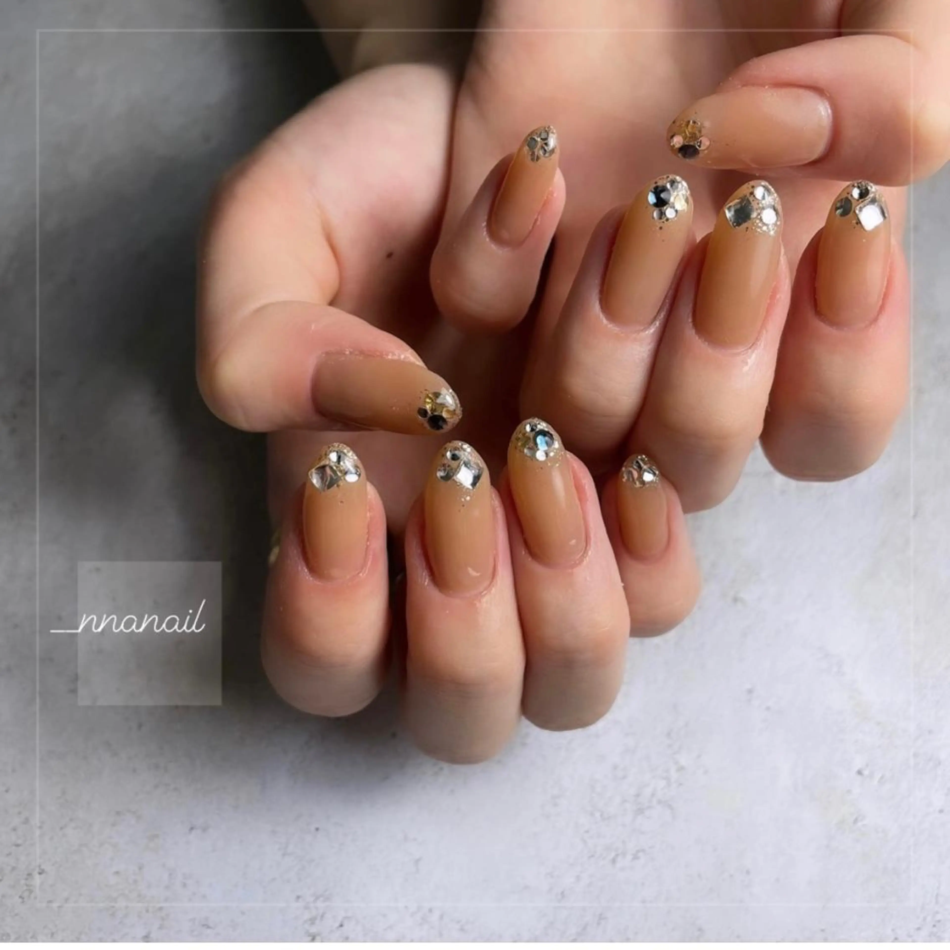 ネイル GRANDE OSU Anna 🧸💛のネイルデザイン