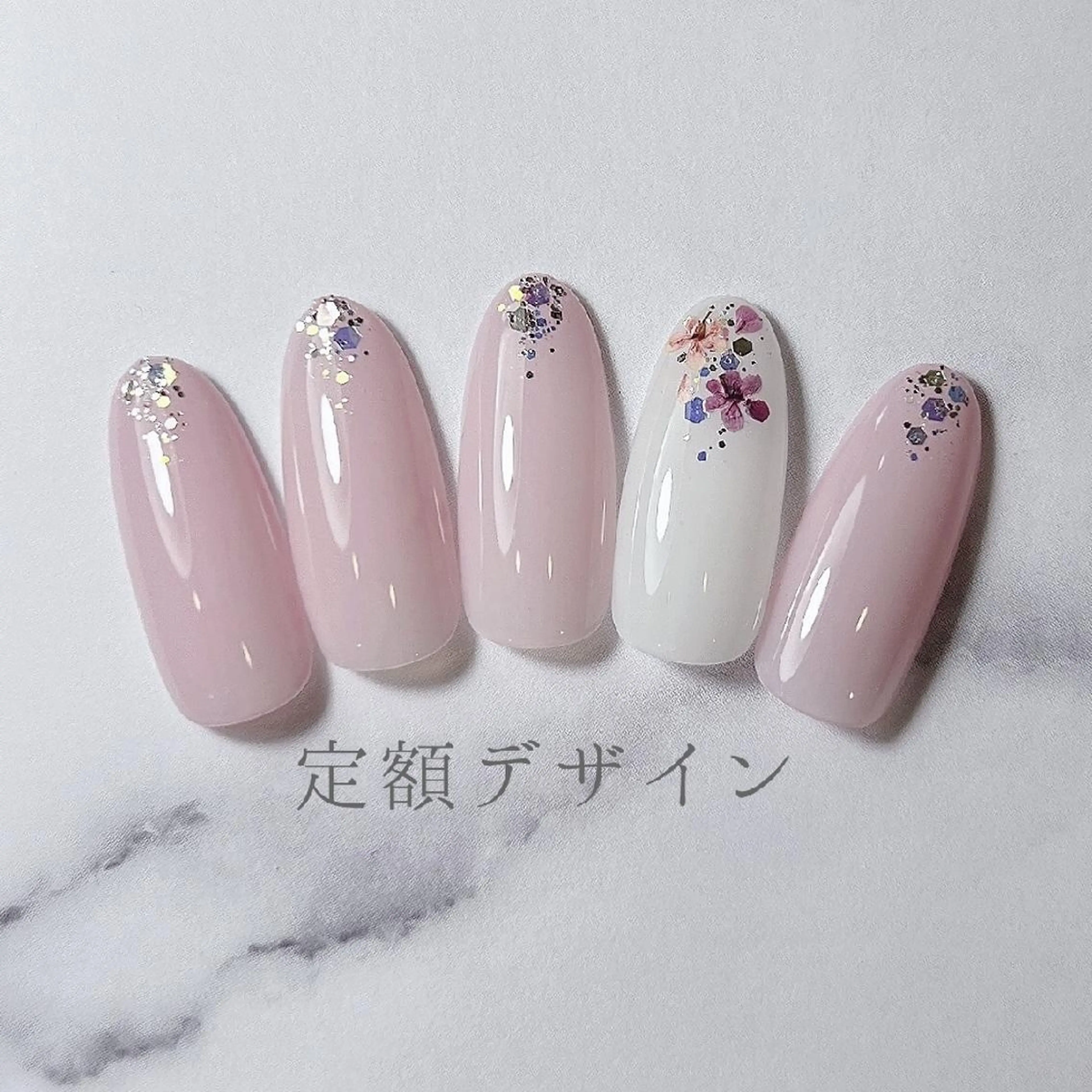 ネイル ハンドネイル 柴田 彩のネイルデザイン