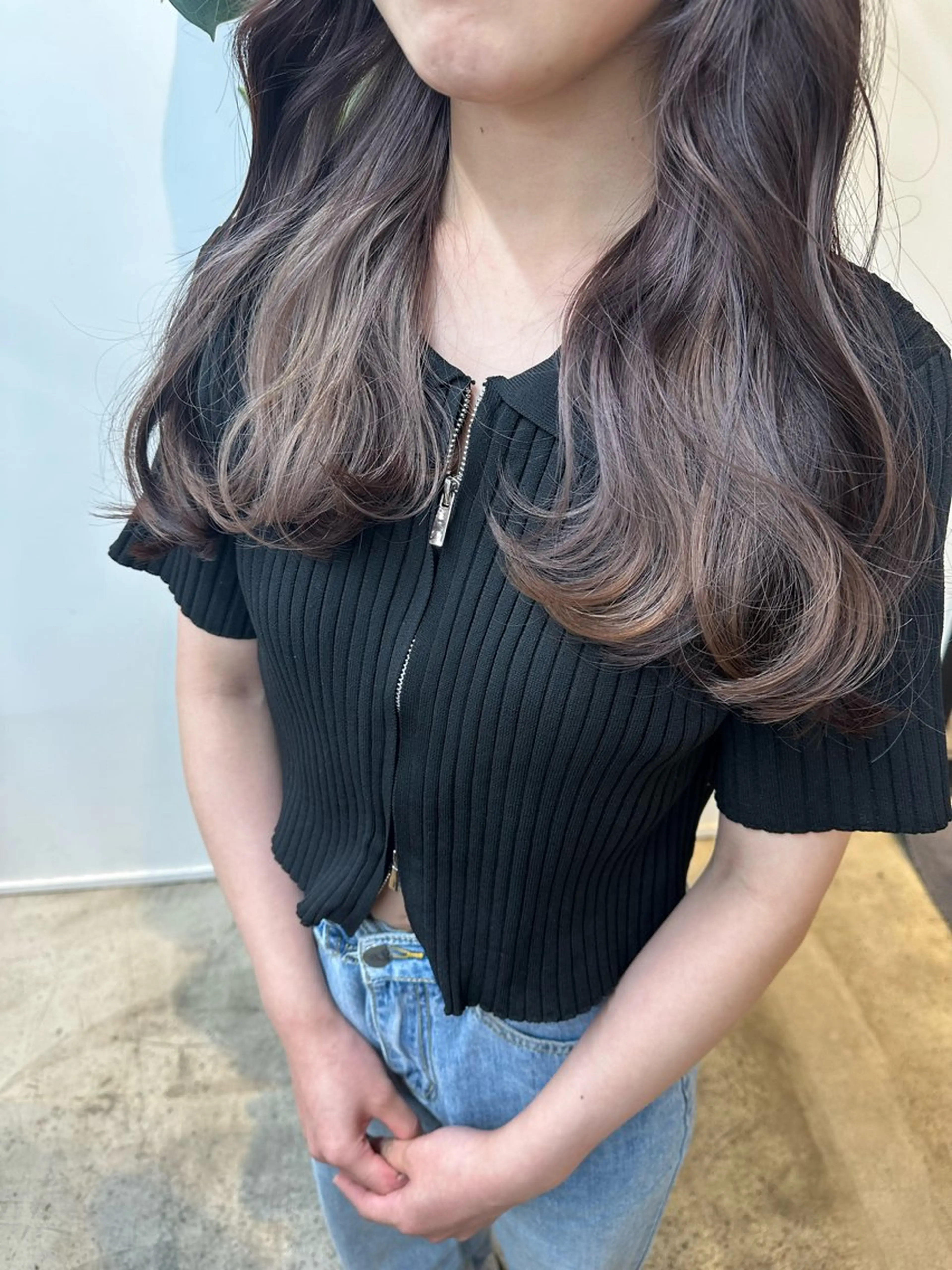 ミディアム カラー yuika .のヘアスタイル