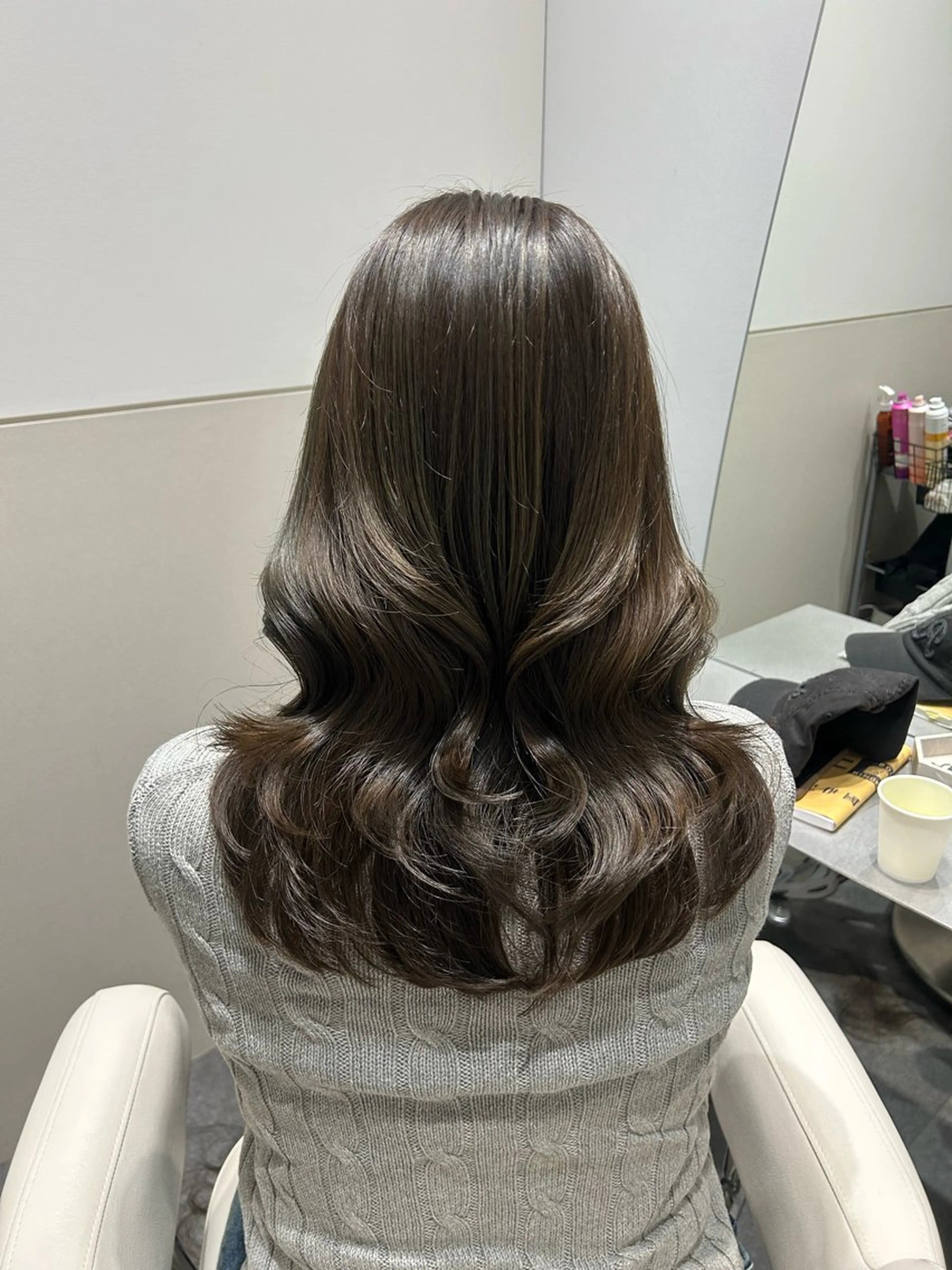 セミロング カラー カット ヘアカラー トリートメント SALOWIN銀座一丁目suite店所属・🩷韓国ヘア/ミディ アム🩷Maikaのヘアスタイル