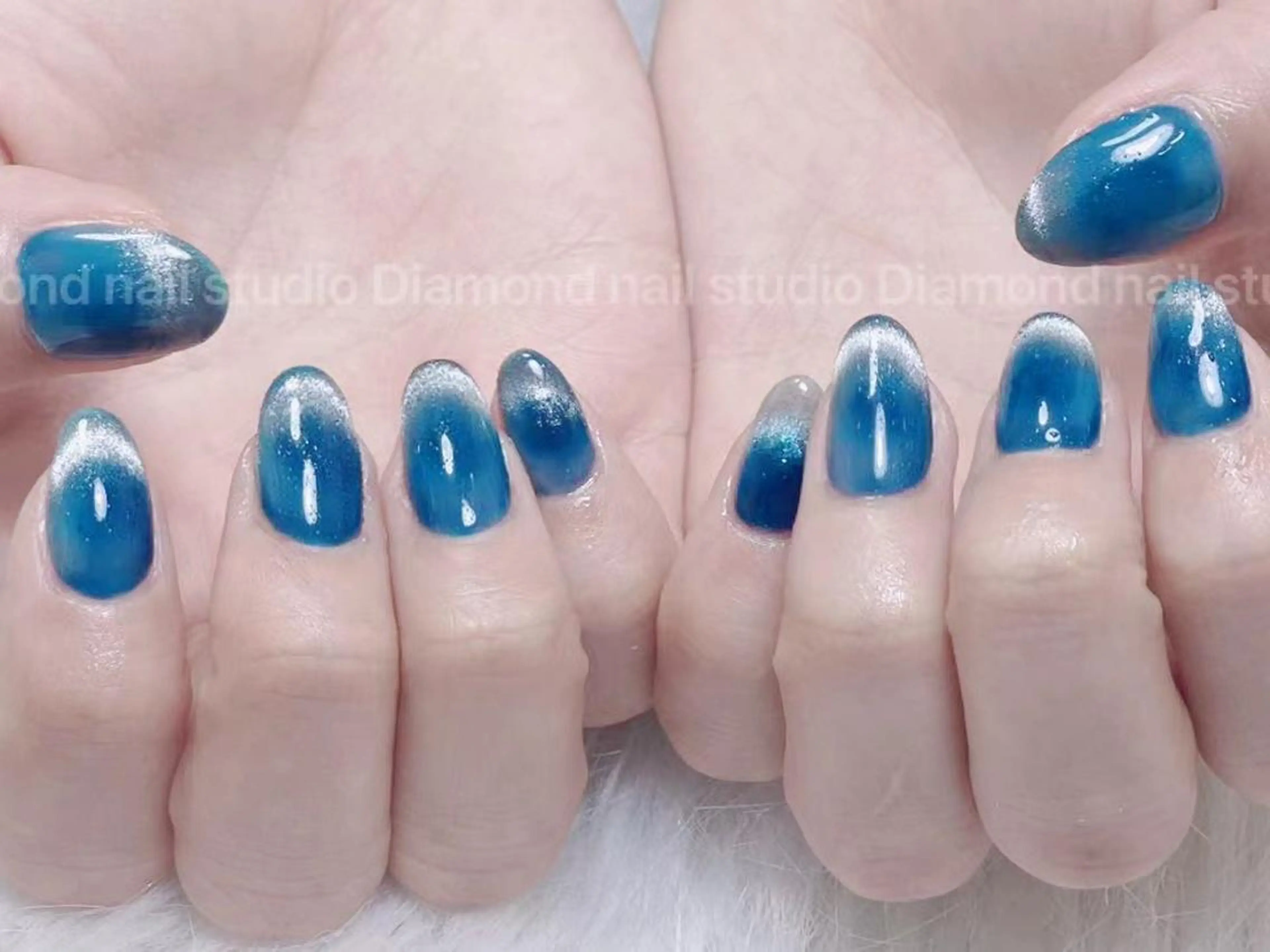 ミディアム ハンドネイル DIAMOND 💦のネイルデザイン