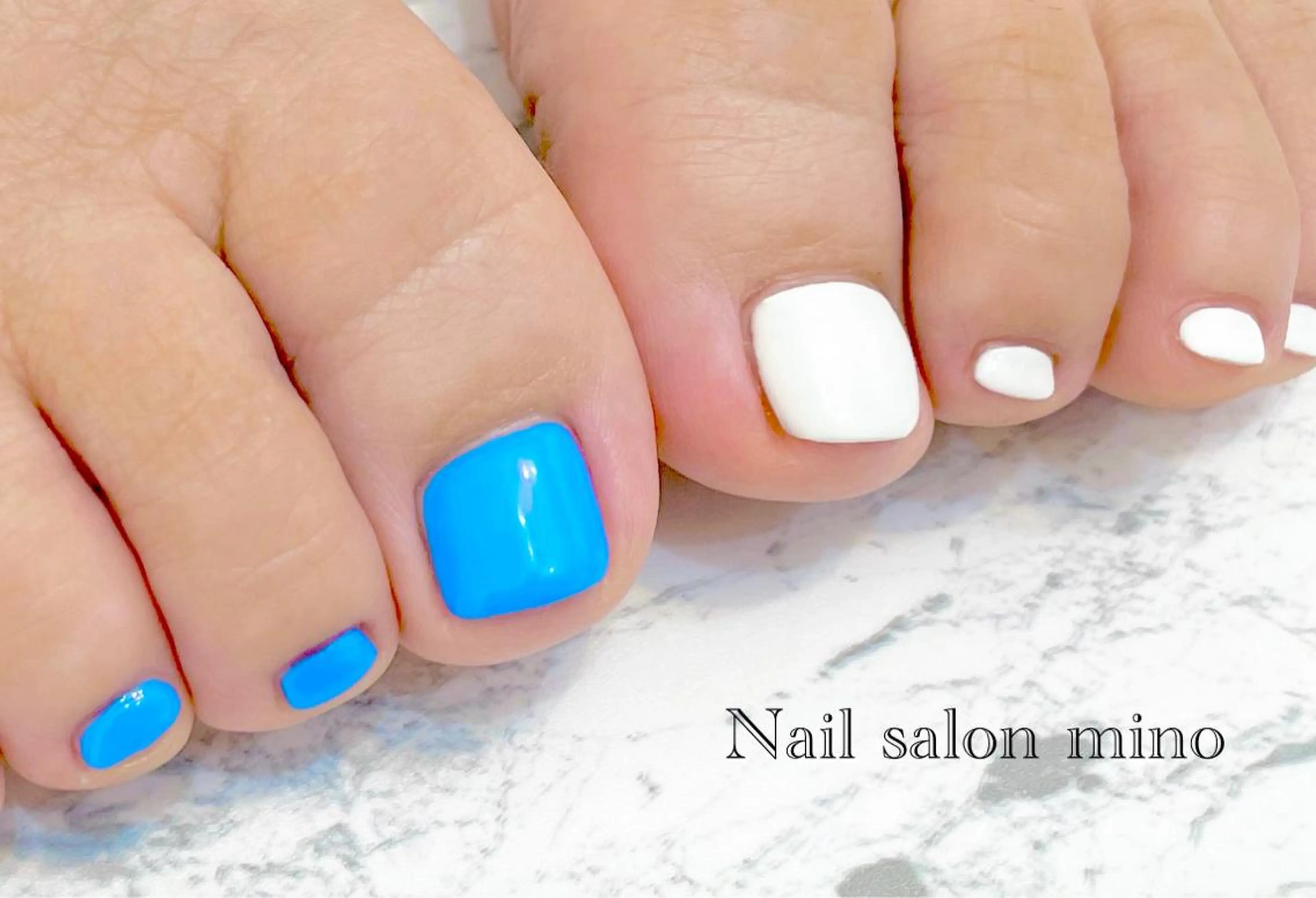 【ご新規様初回オフ無料、ケア込み】フット✨シンプルコース【ワンカラー】※カラー追加1色+110円の写真