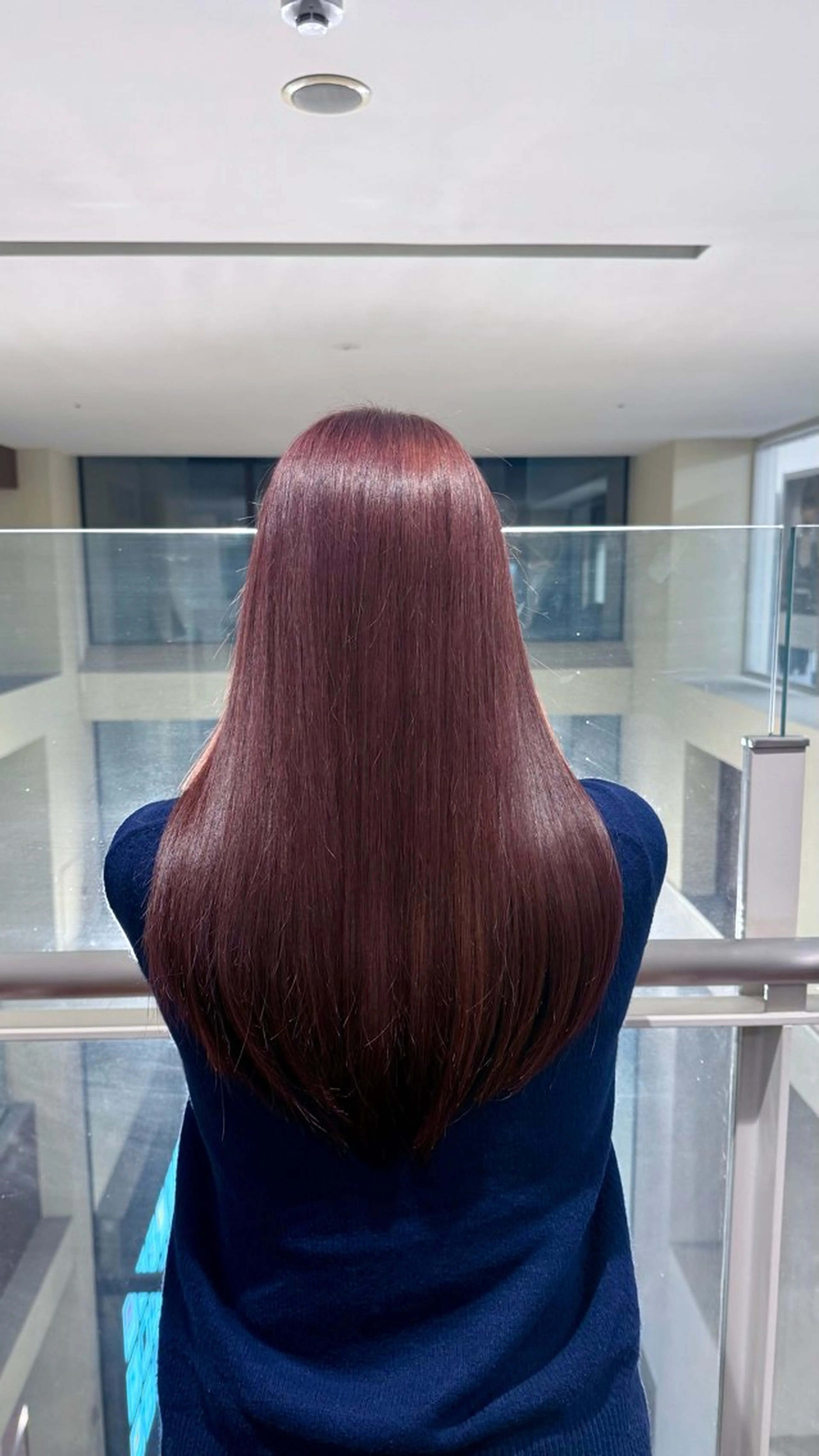 ロング カラー 濱崎 あかりのヘアスタイル