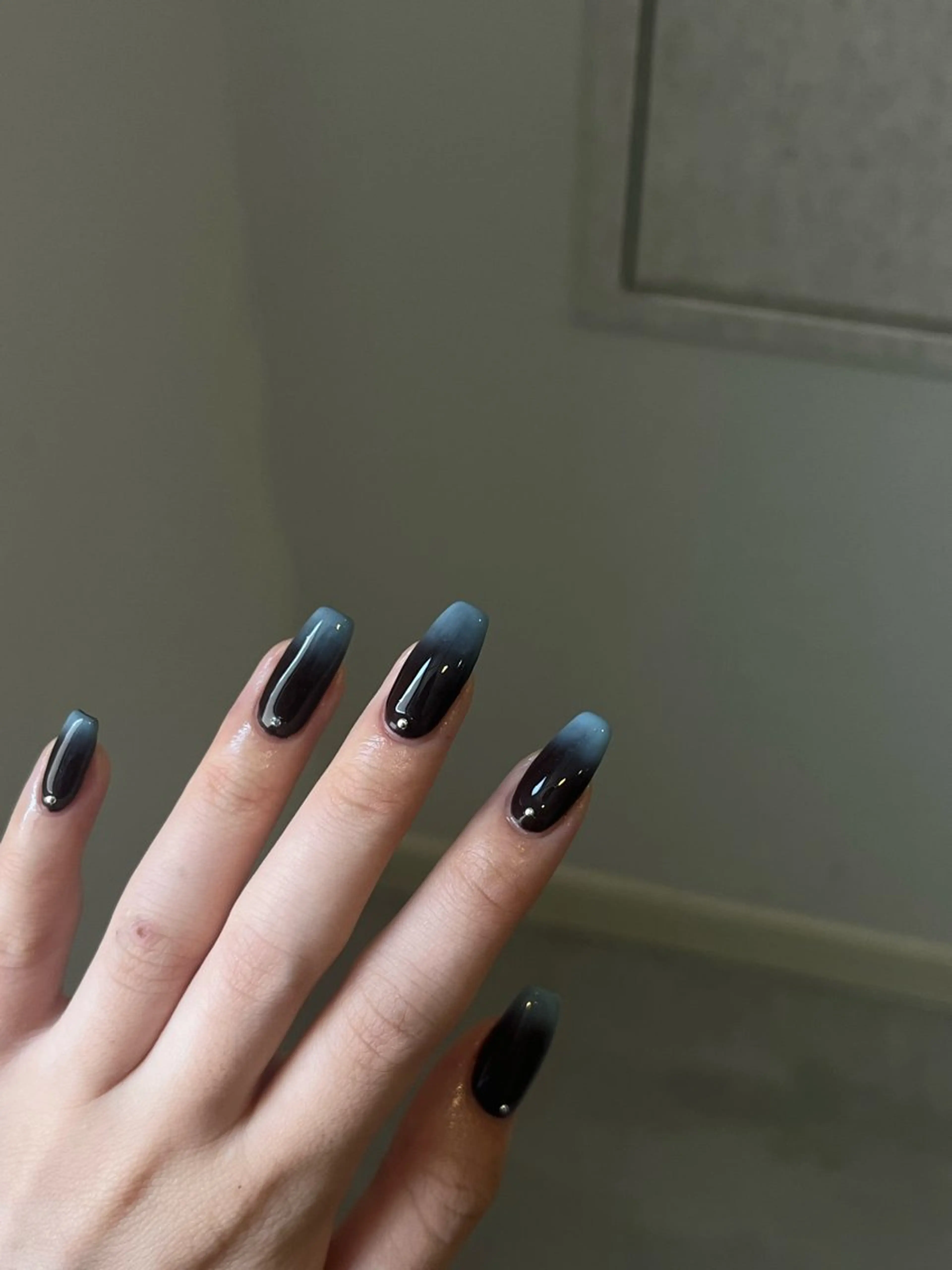 ネイル ハンドネイル +vico 堀江店所属・中西 春那のネイルデザイン