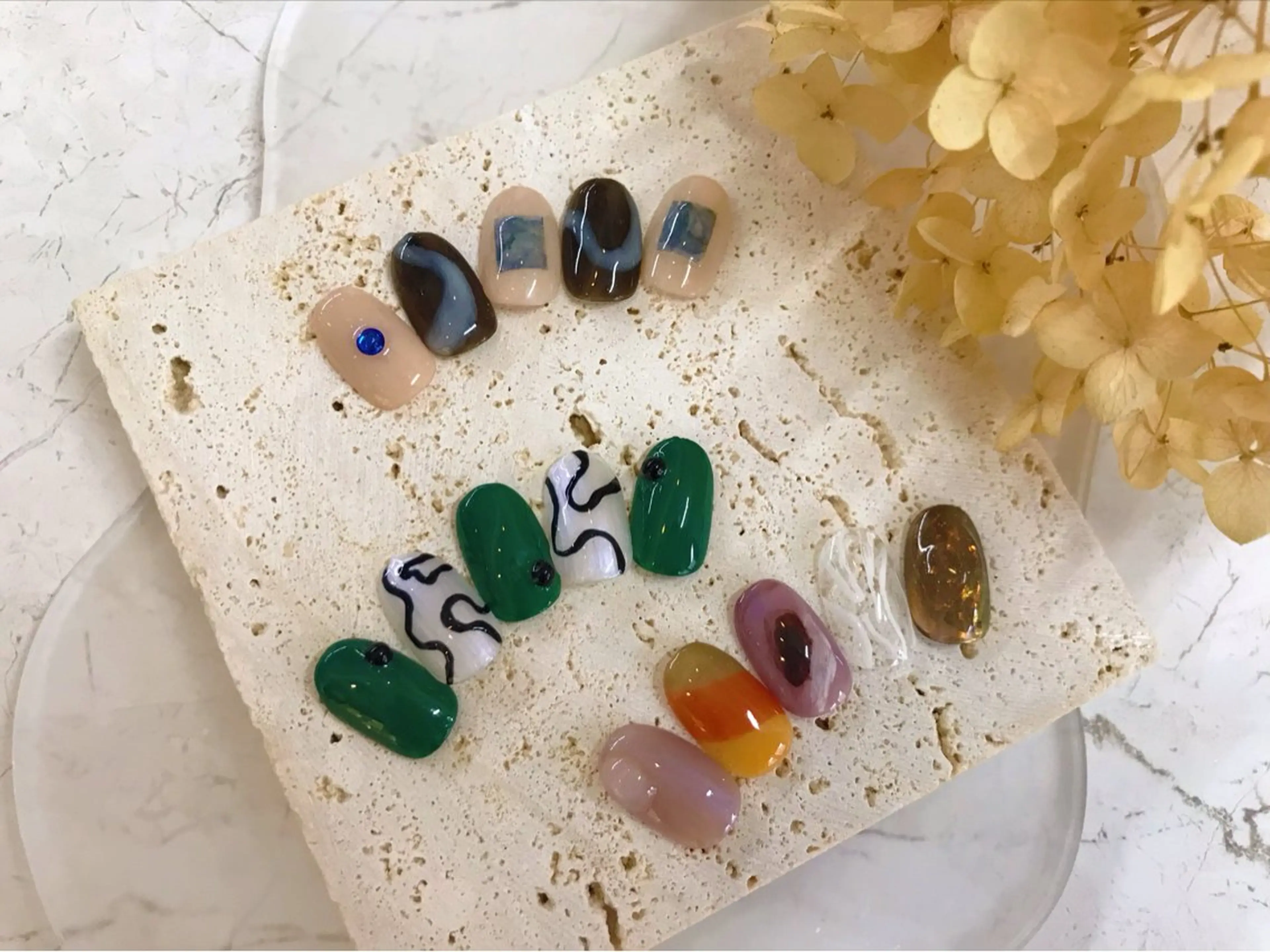 ネイル 春ネイル ハンドネイル ROCCO nailのネイルデザイン