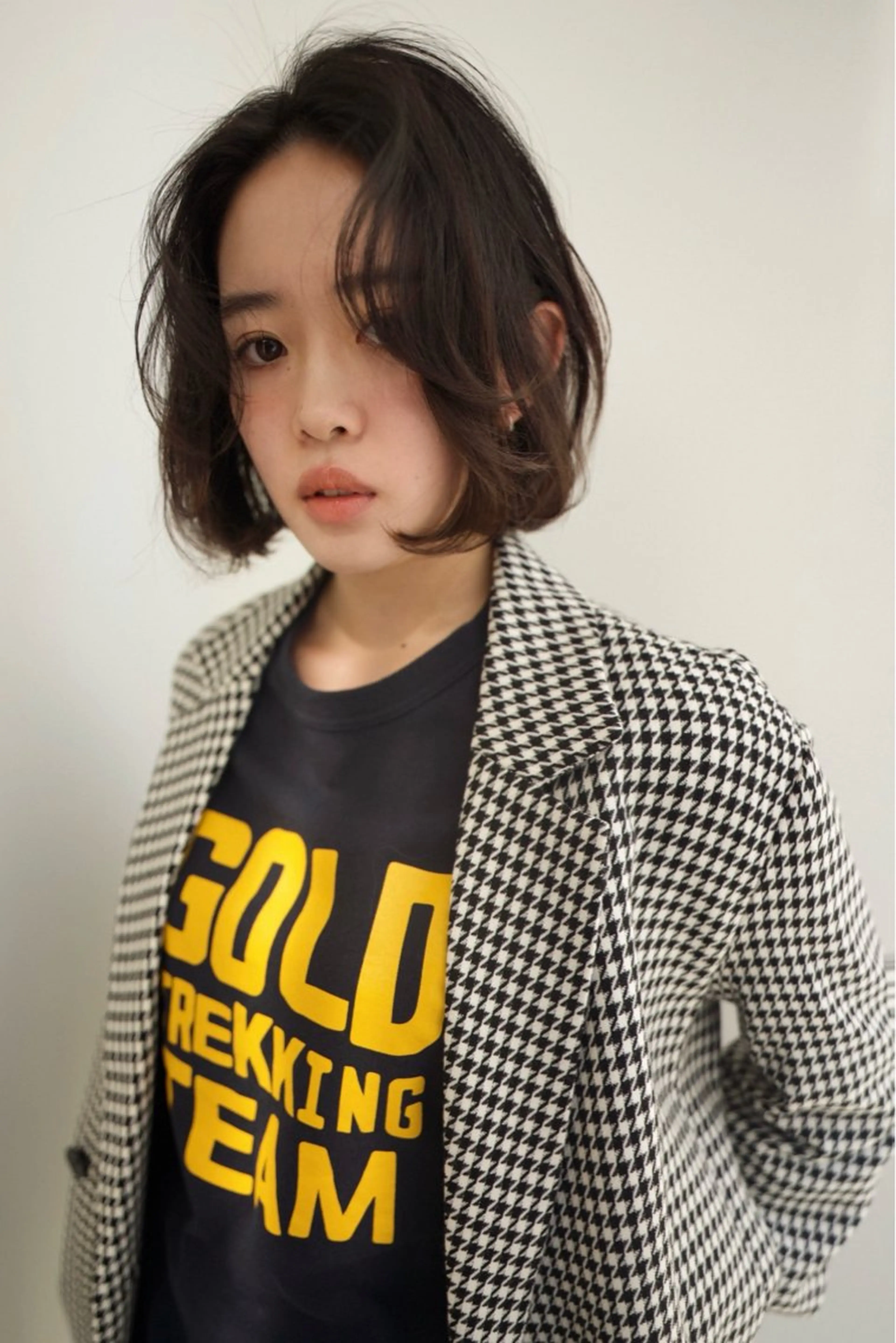 ミディアム 中村 果乃のヘアスタイル