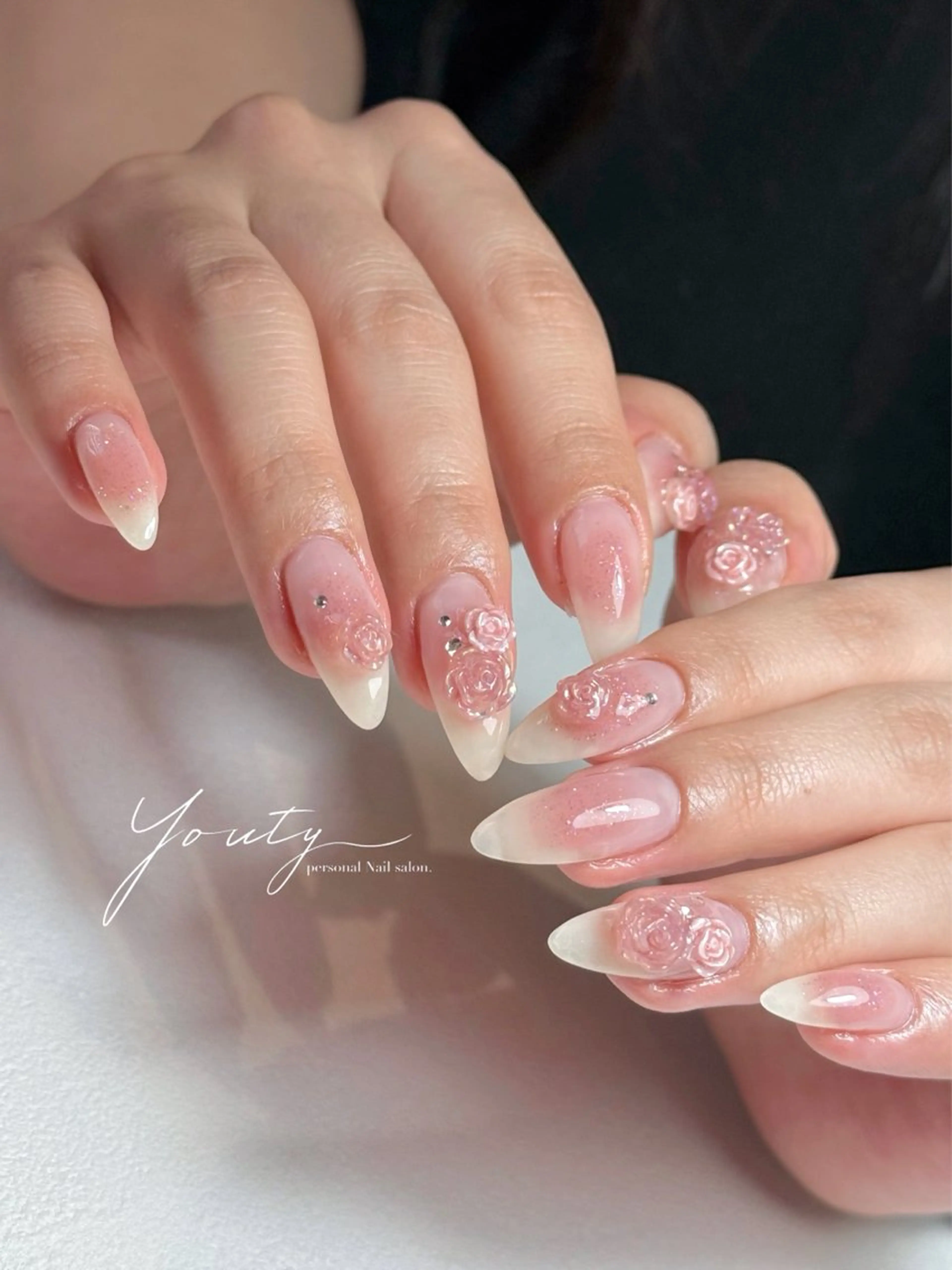 セミロング Youty Nail  ユーティーネイル所属・Youty Nailのネイルデザイン