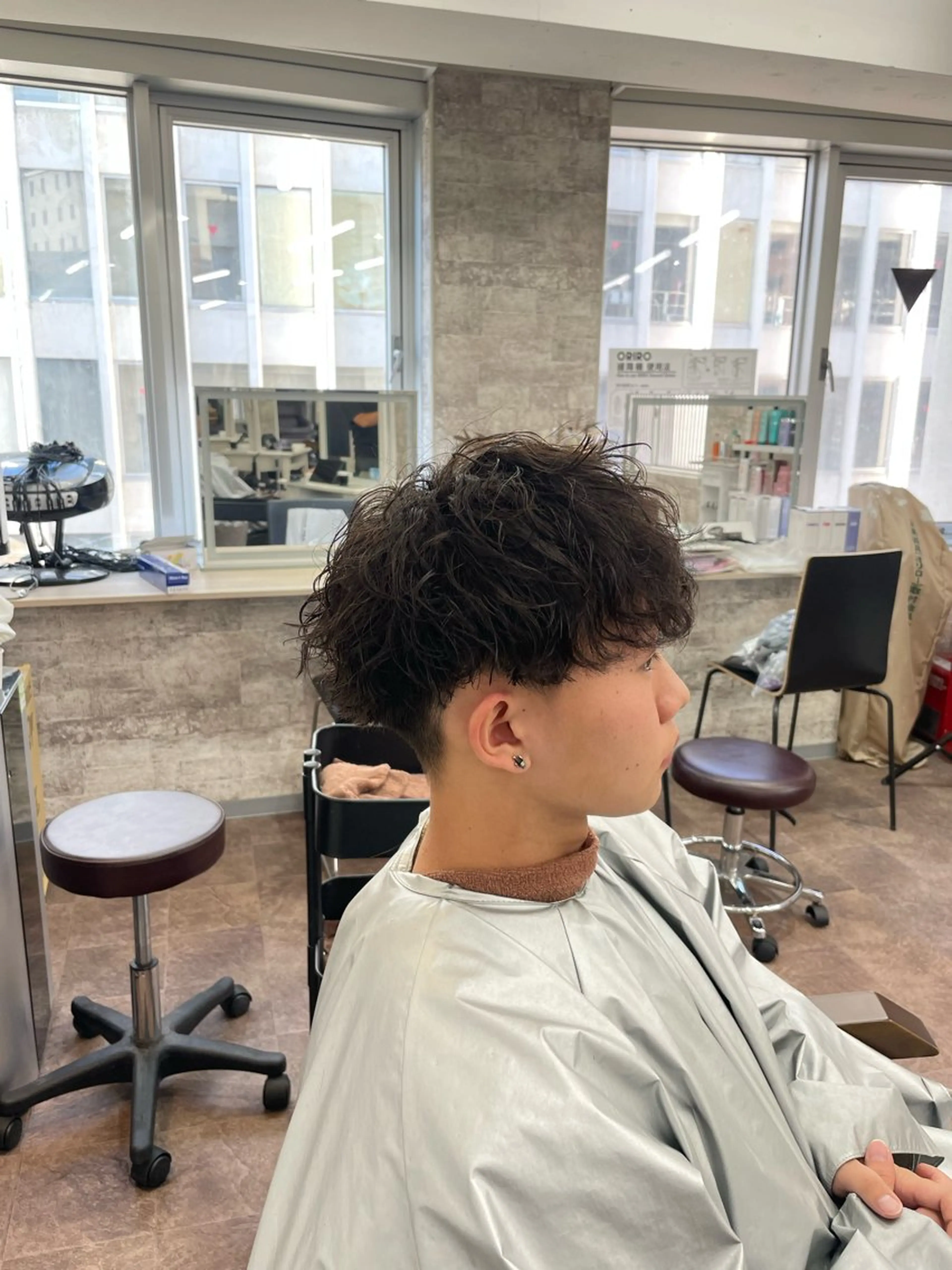 メンズ カット パーマ フェードパーマ 新倉幸之助のヘアスタイル