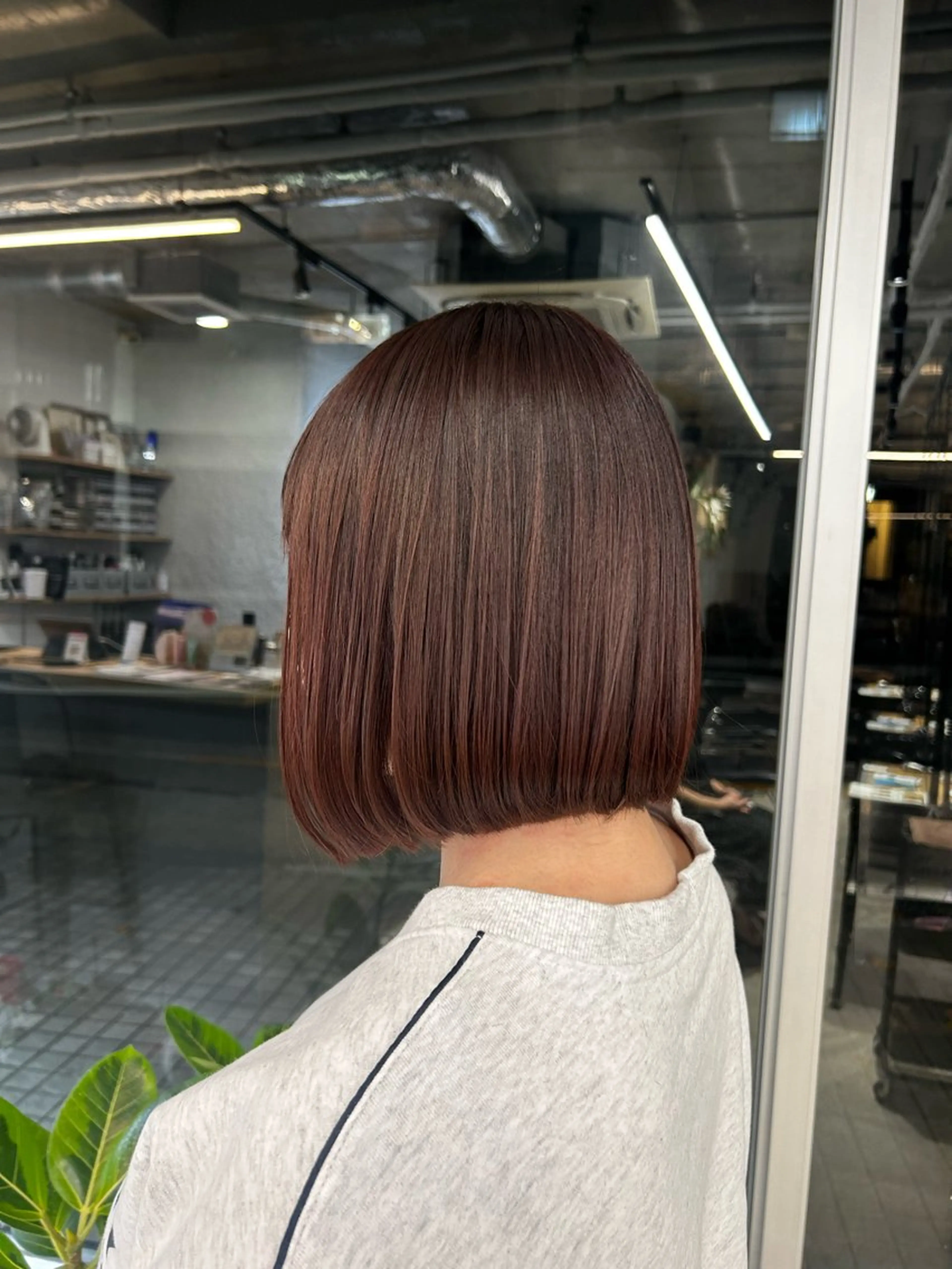 ショート カラー BATON所属・なかじま しほののヘアスタイル