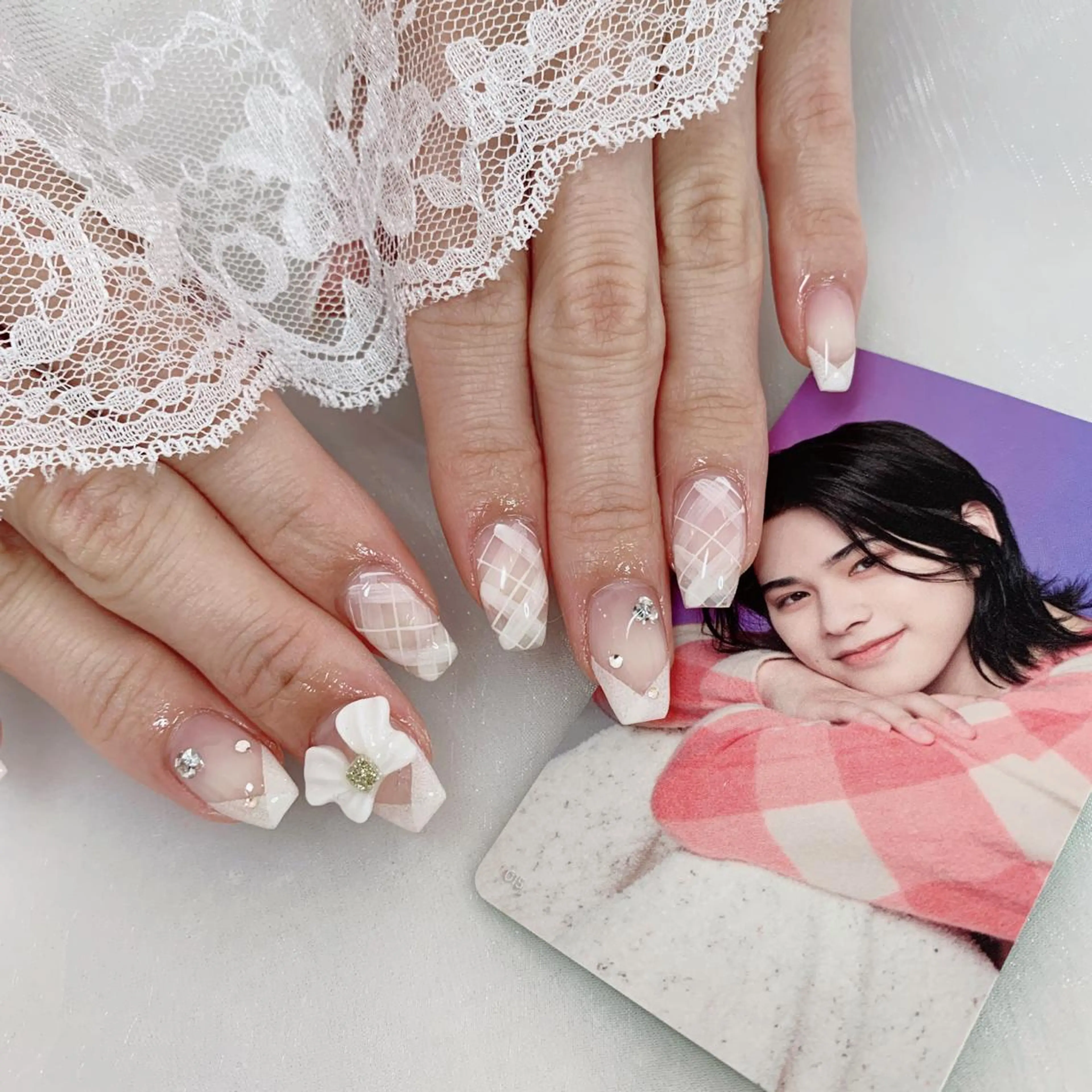 ネイル リボン ハンドネイル La neige* yuki 🥯🍑のネイルデザイン