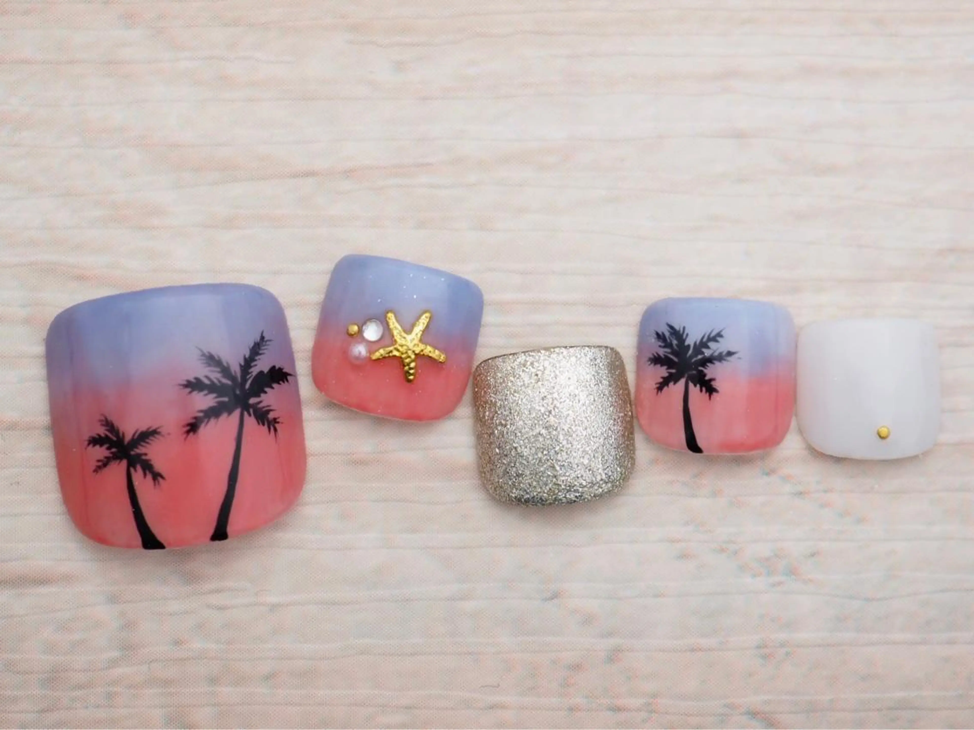 ネイル Laule'a Jr 🎀ネイリスト🌼のネイルデザイン