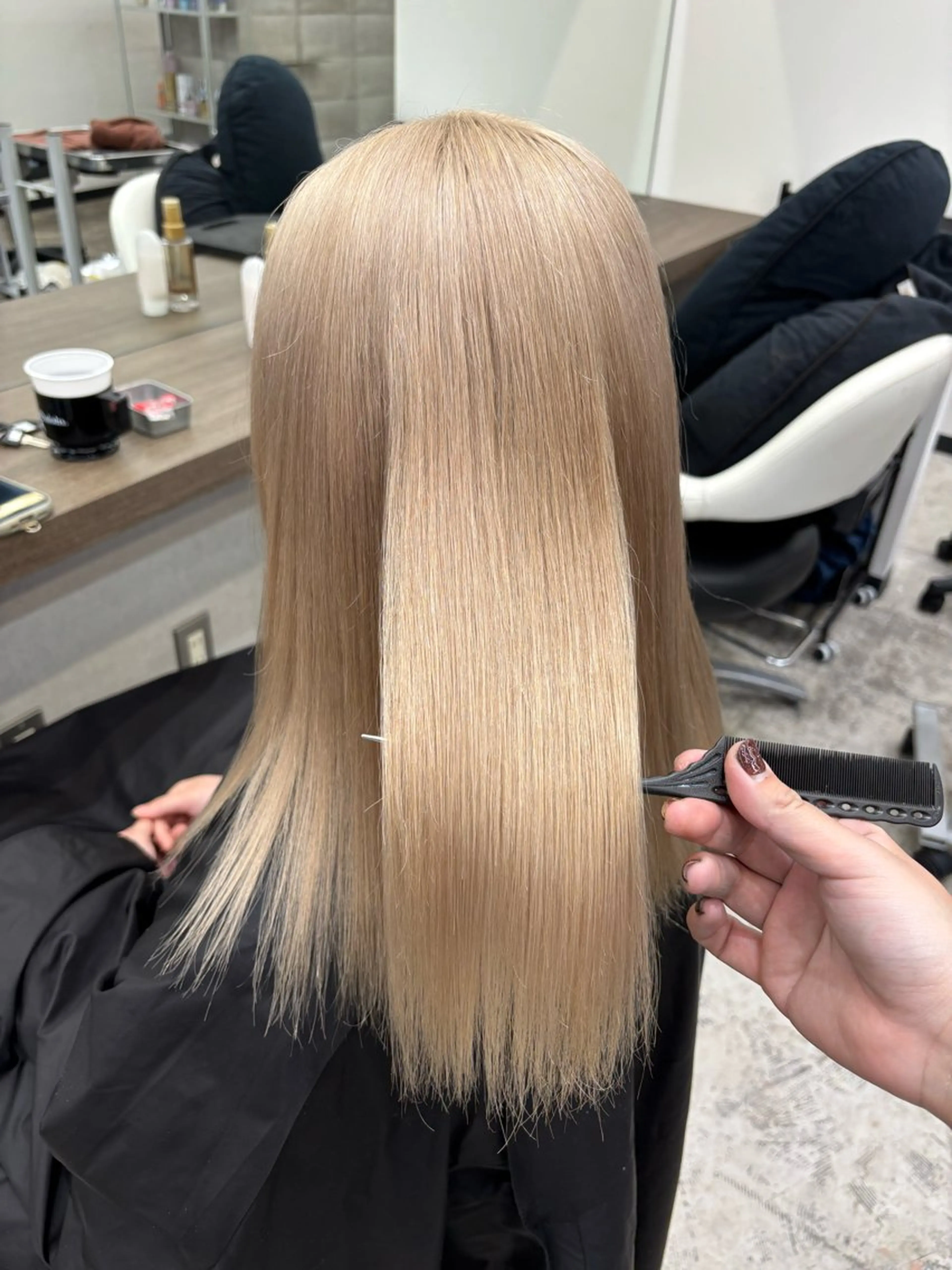 ロング ヘアカラー 🌈ハイトーンカラー ⋆˚ʚɞにいな🌈のヘアスタイル