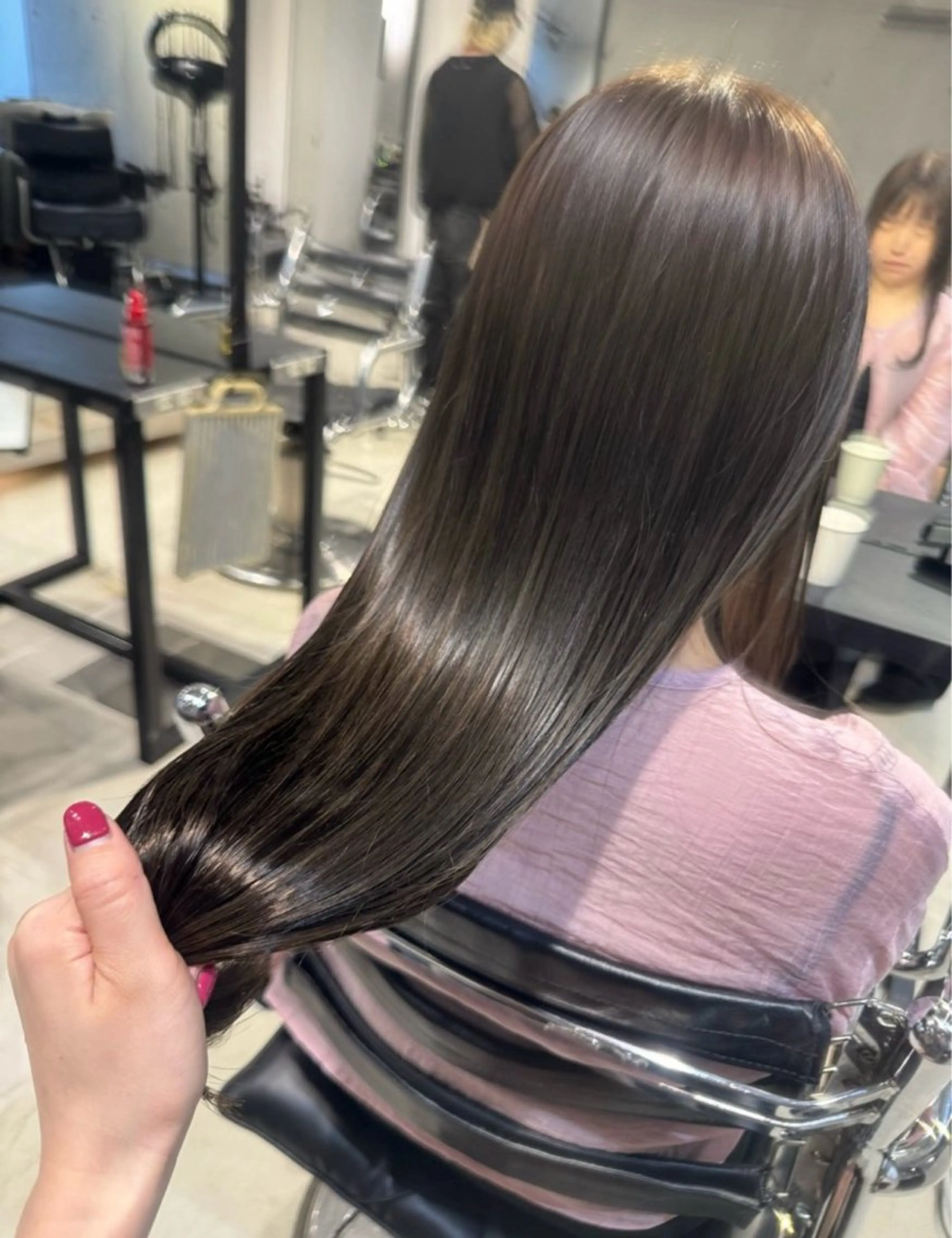 ロング カラー パーマ ヘアアレンジ カット ヘアカラー トリートメント ヘアセット 透明感/オリーブ/ グレージュ/YUKAのヘアスタイル