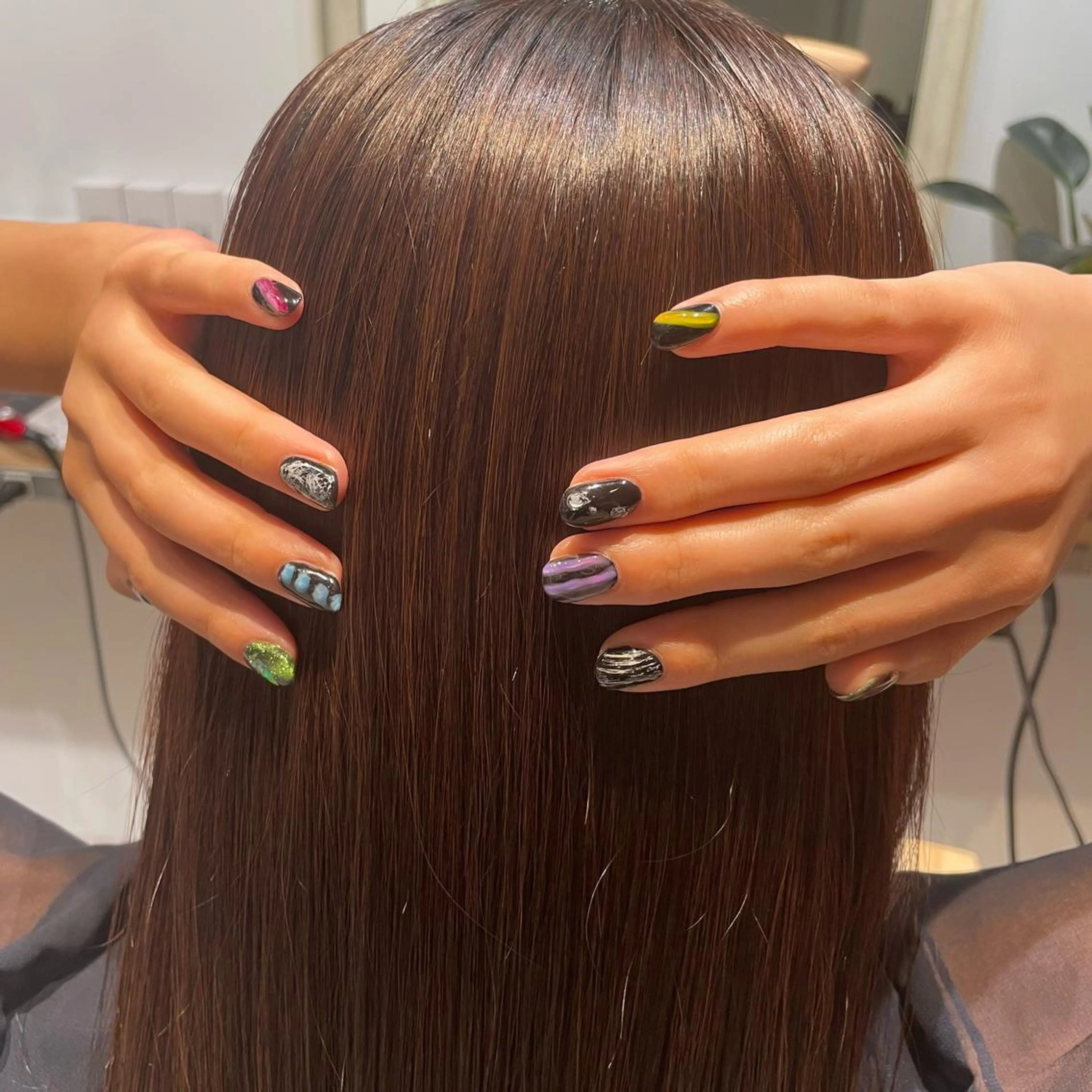 ロング 髪質改善 ヘアカラー トリートメント ハイトーン🦄ネイル 💞のぶちのネイルデザイン