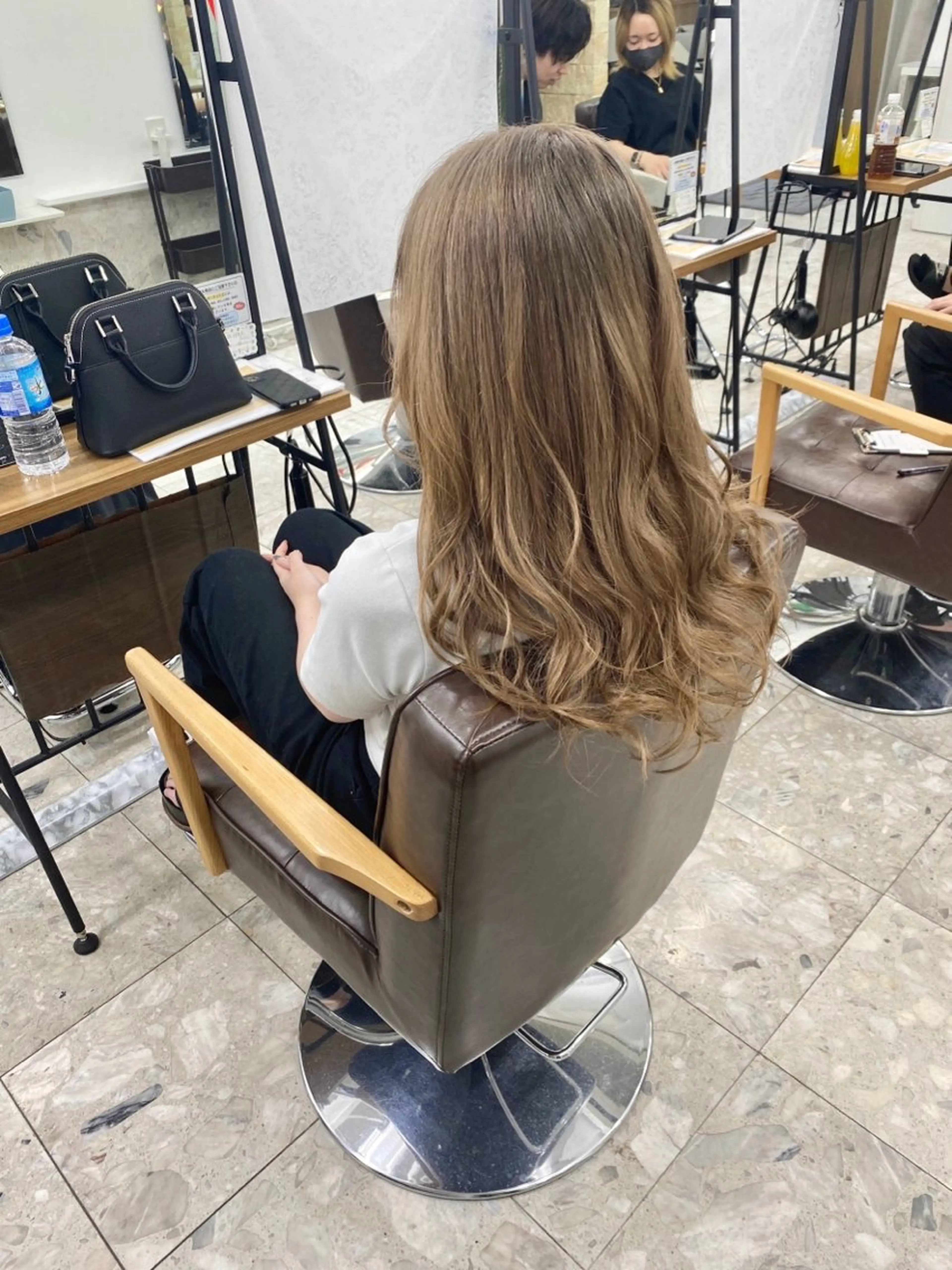 ロング 縮毛矯正＆ハイライト 特化　須永🐶のヘアスタイル