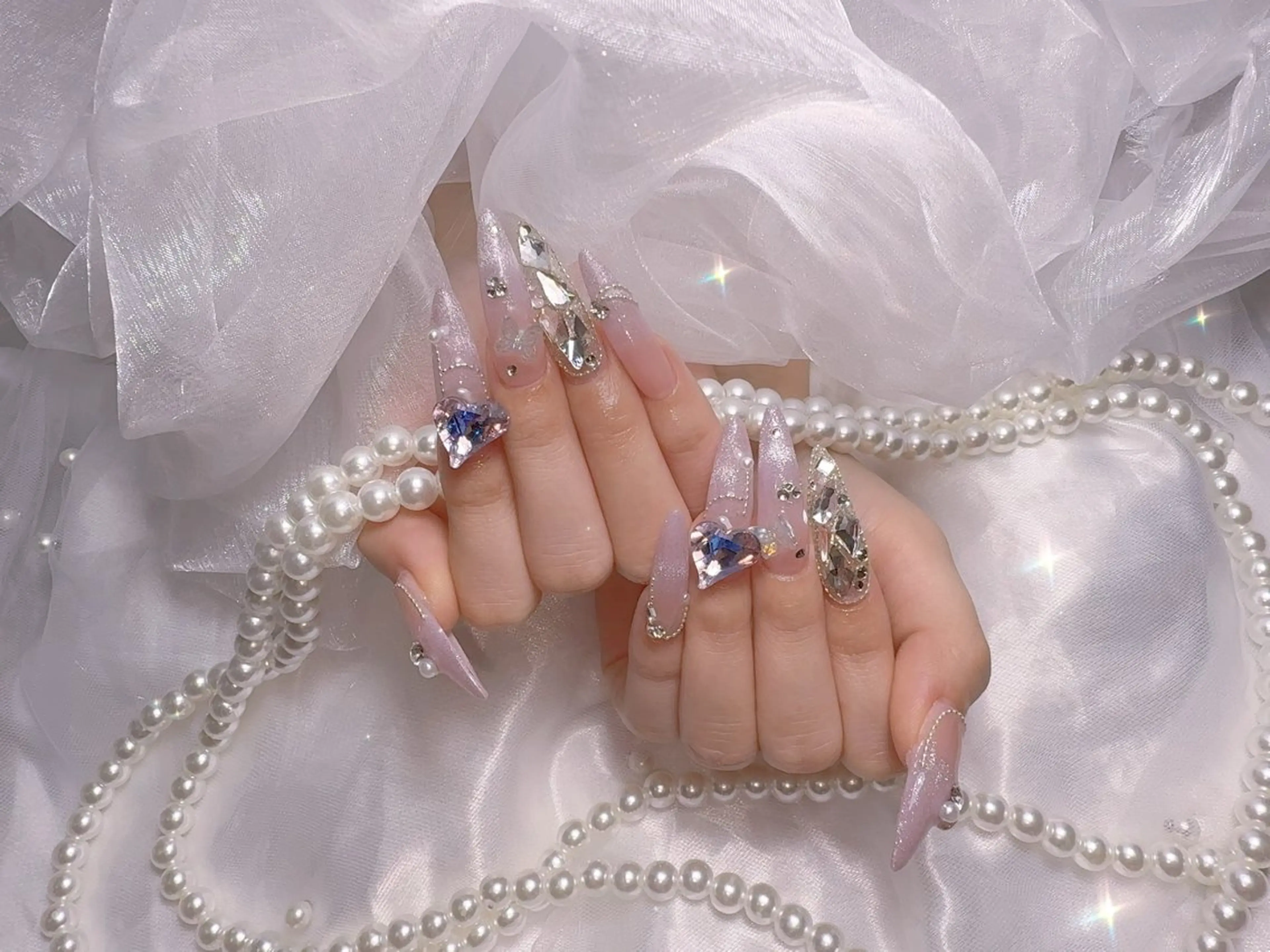 ネイル ハート emuなんば HONOKAのネイルデザイン