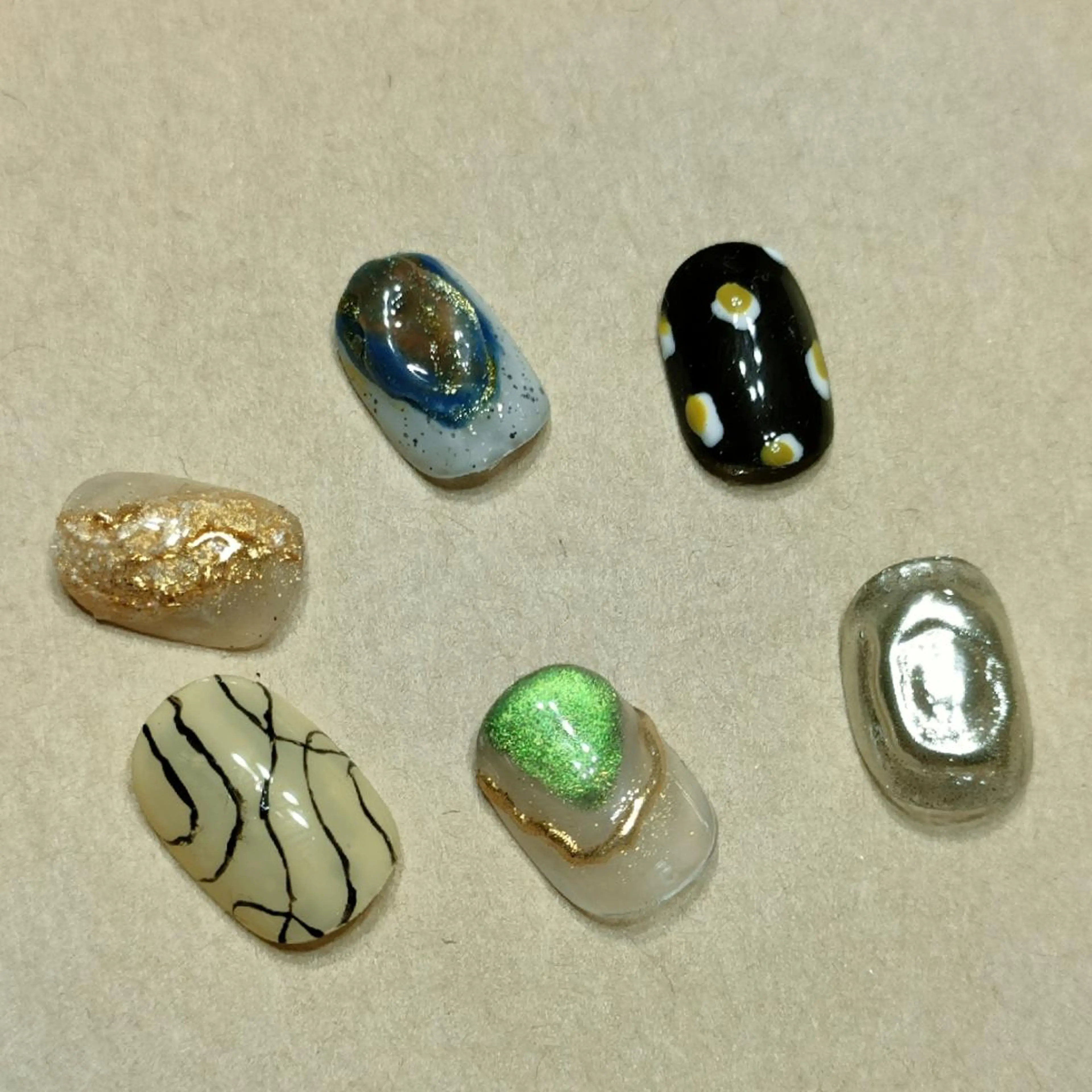 ネイル oir. nailsalonのネイルデザイン