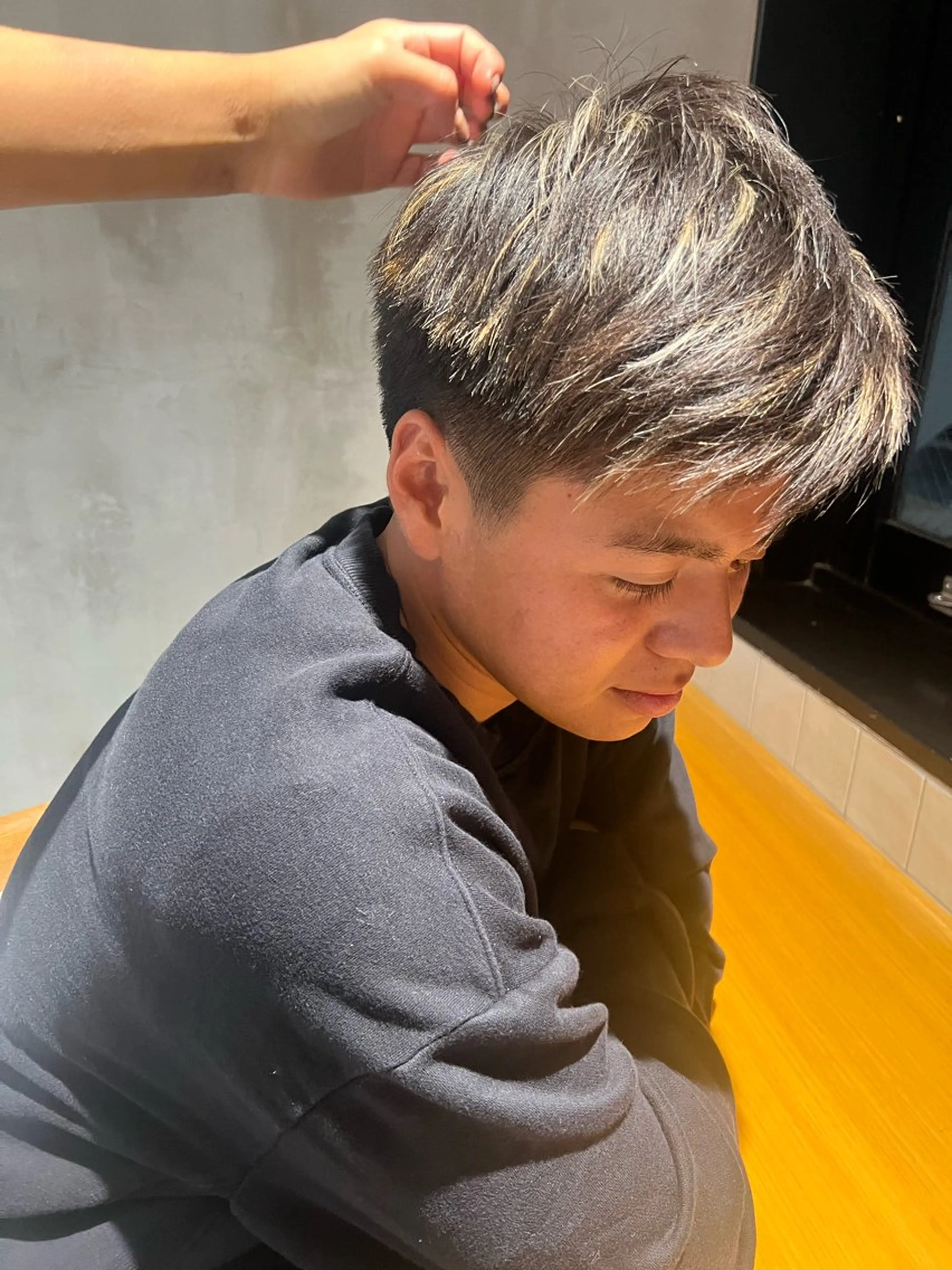 メンズ メンズハイライト kingdom青山店所属・kingdom青山店 小宮愛理のヘアスタイル