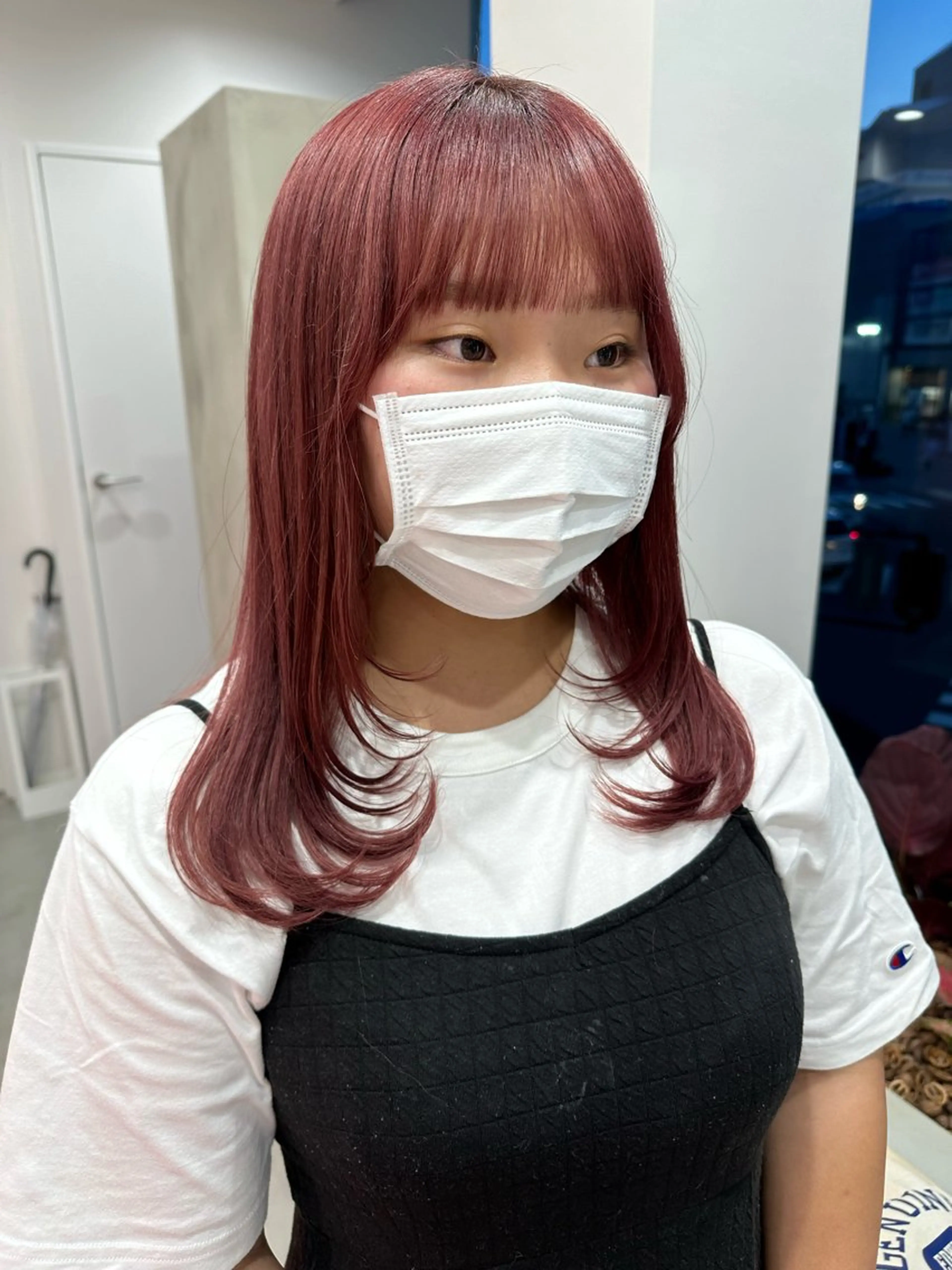 セミロング カラー 中山 まどかのヘアスタイル