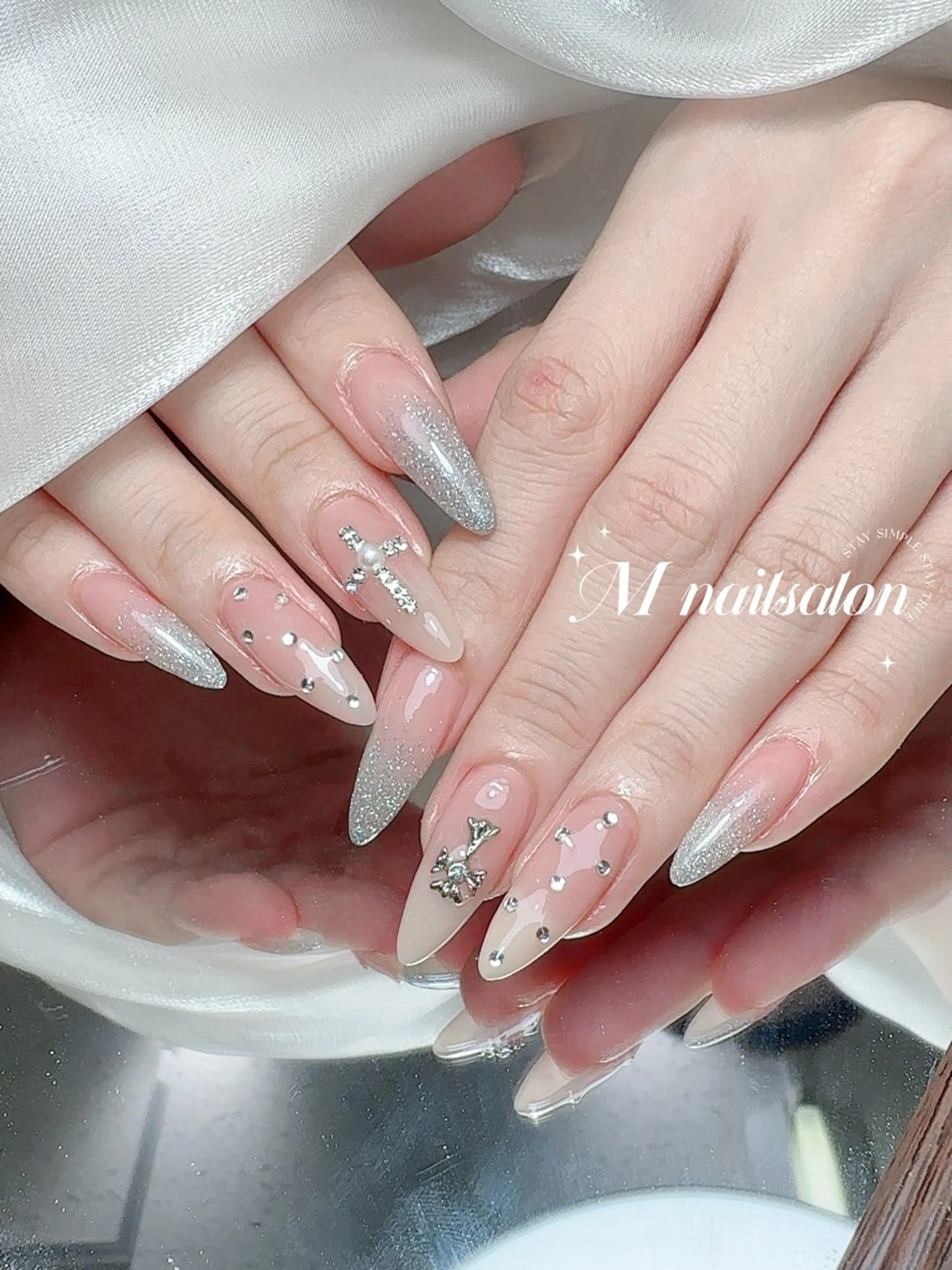 ネイル ハンドネイル M🌷nail 長さだし専門店のネイルデザイン