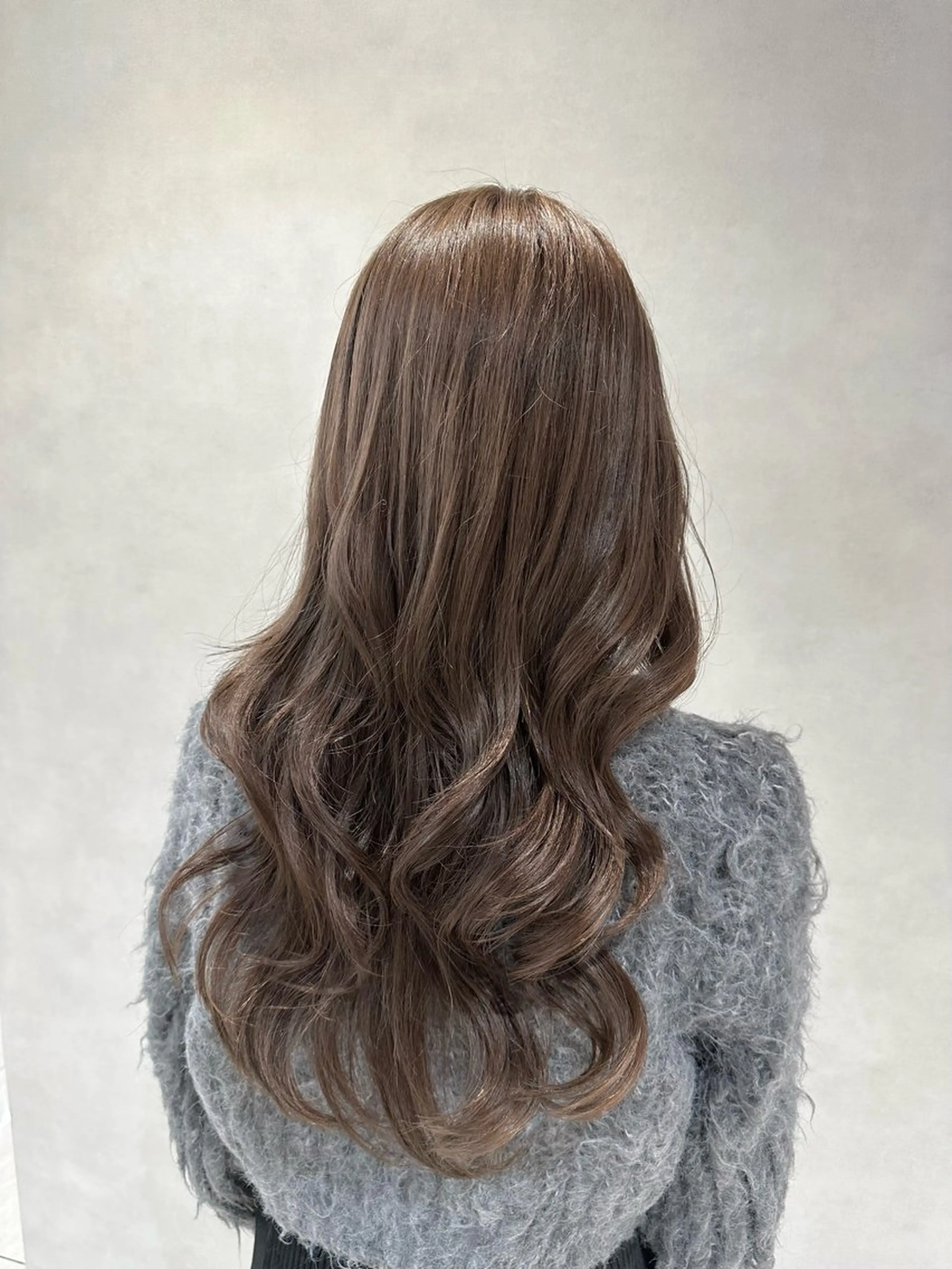 ロング カラー ブリーチ 透明感カラー ダブルカラー ブリーチなしカラー 顔まわりレイヤー 大人レイヤー& 透明感カラー💄のヘアスタイル