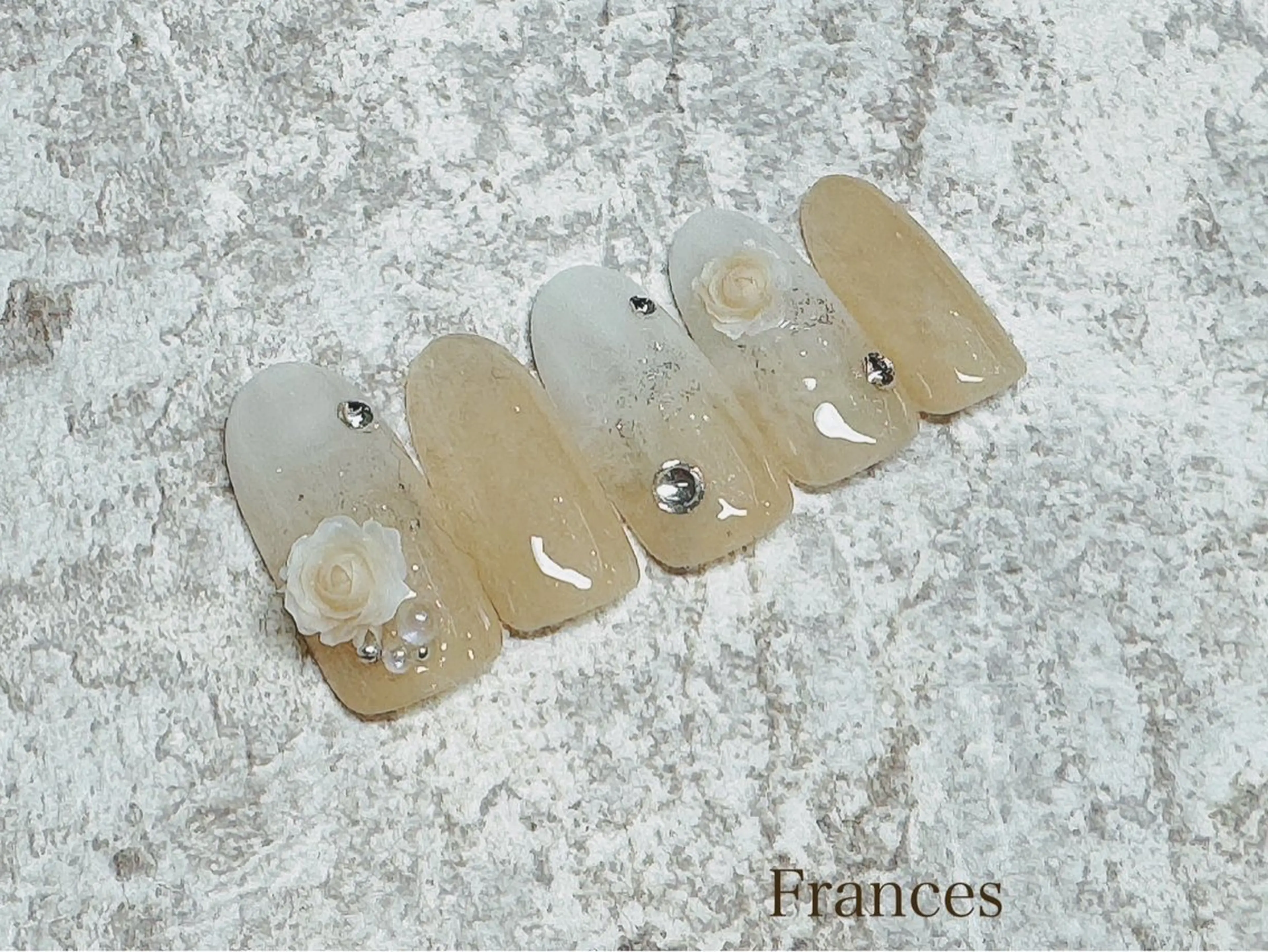 ネイル ハンドネイル Frances Babaのネイルデザイン