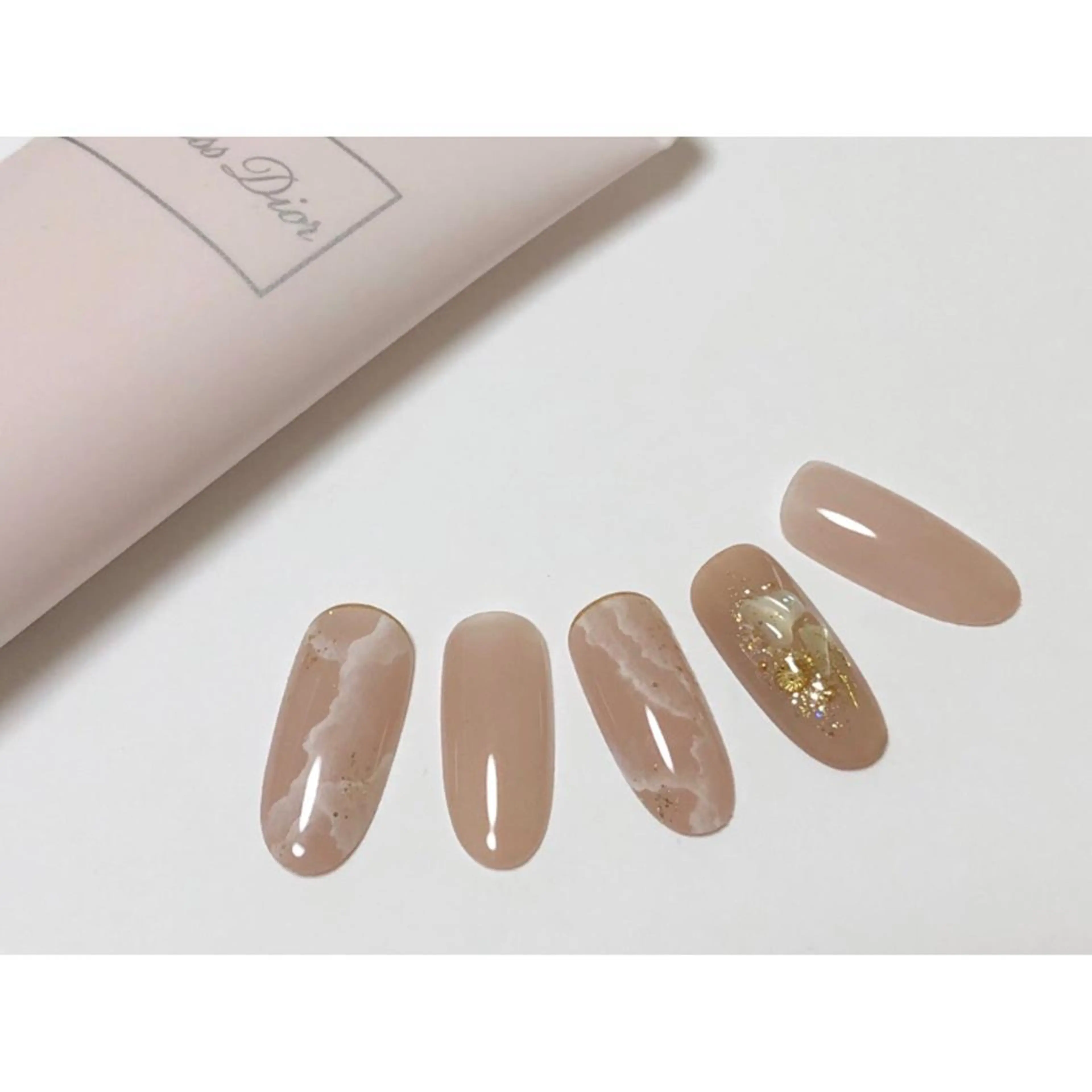 ネイル Toujours nail所属・Toujours / nijinaのネイルデザイン