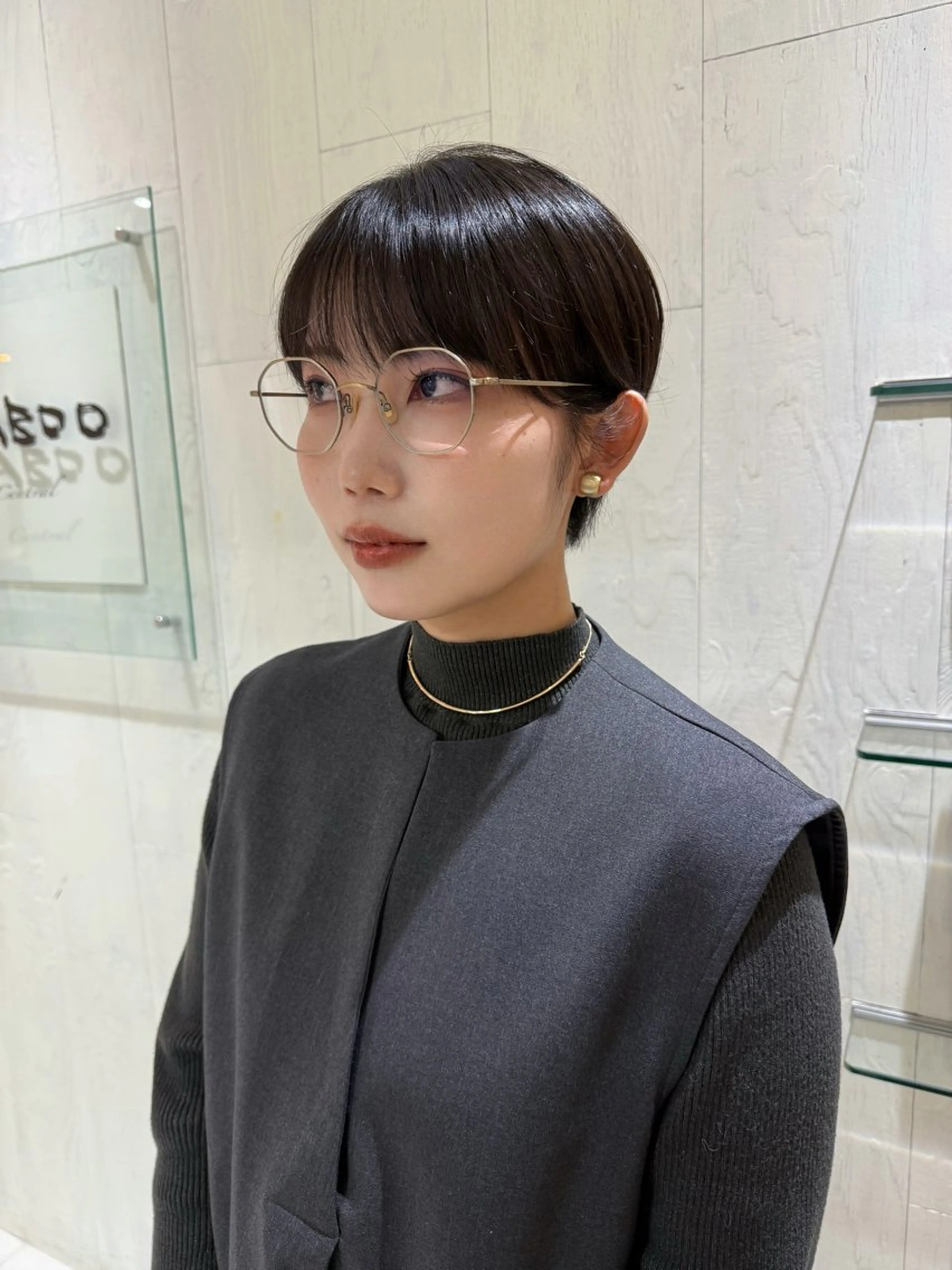 ショート カラー 顔まわりレイヤー 顔周りカット レイヤーカット ウルフカット ウルフレイヤー カット ヘアカラー トリートメント 河合秀明/ショート /ボブ/レイヤーのヘアスタイル