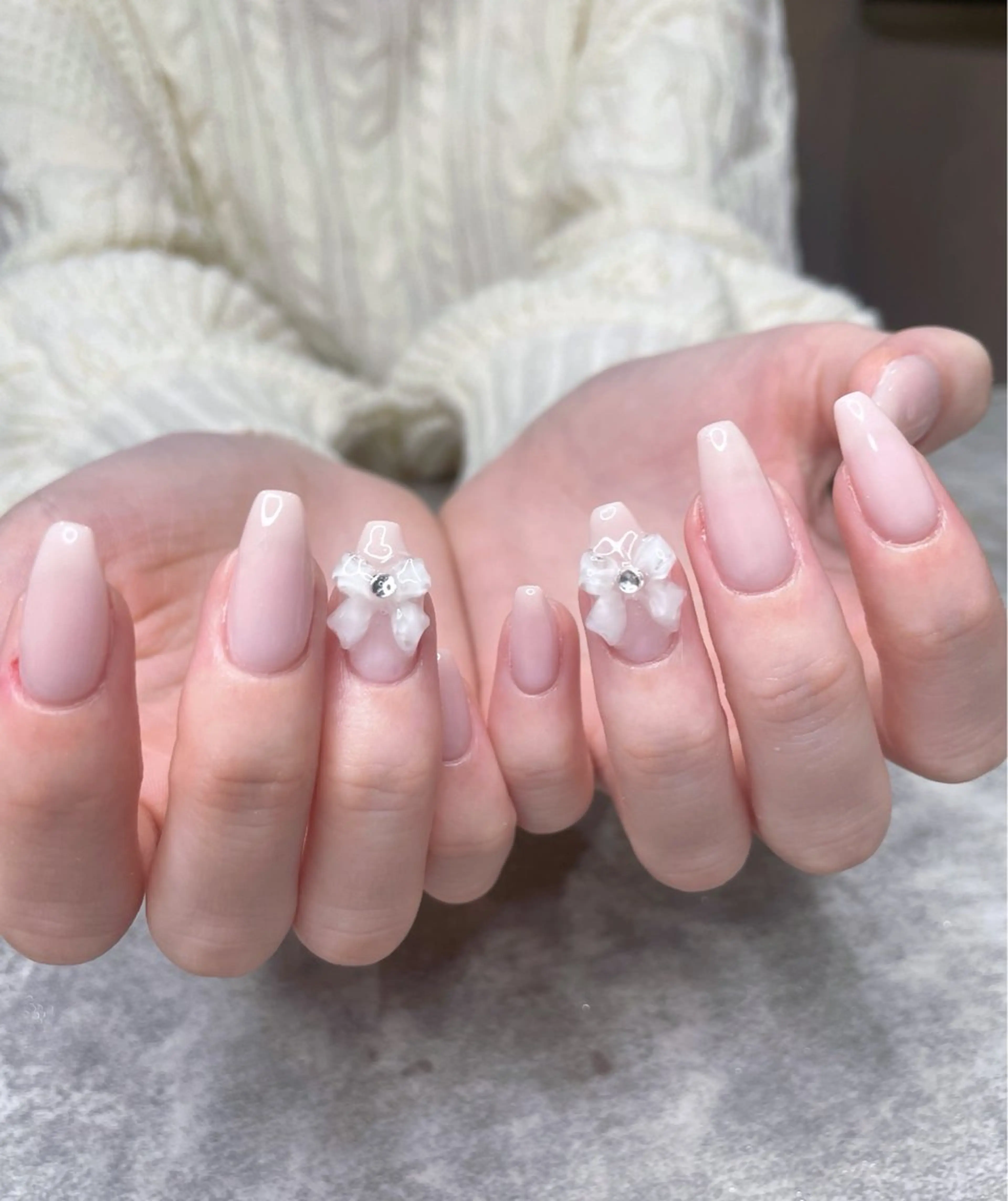 ネイル ピンク リボン ホワイト ハンドネイル ma riのネイルデザイン