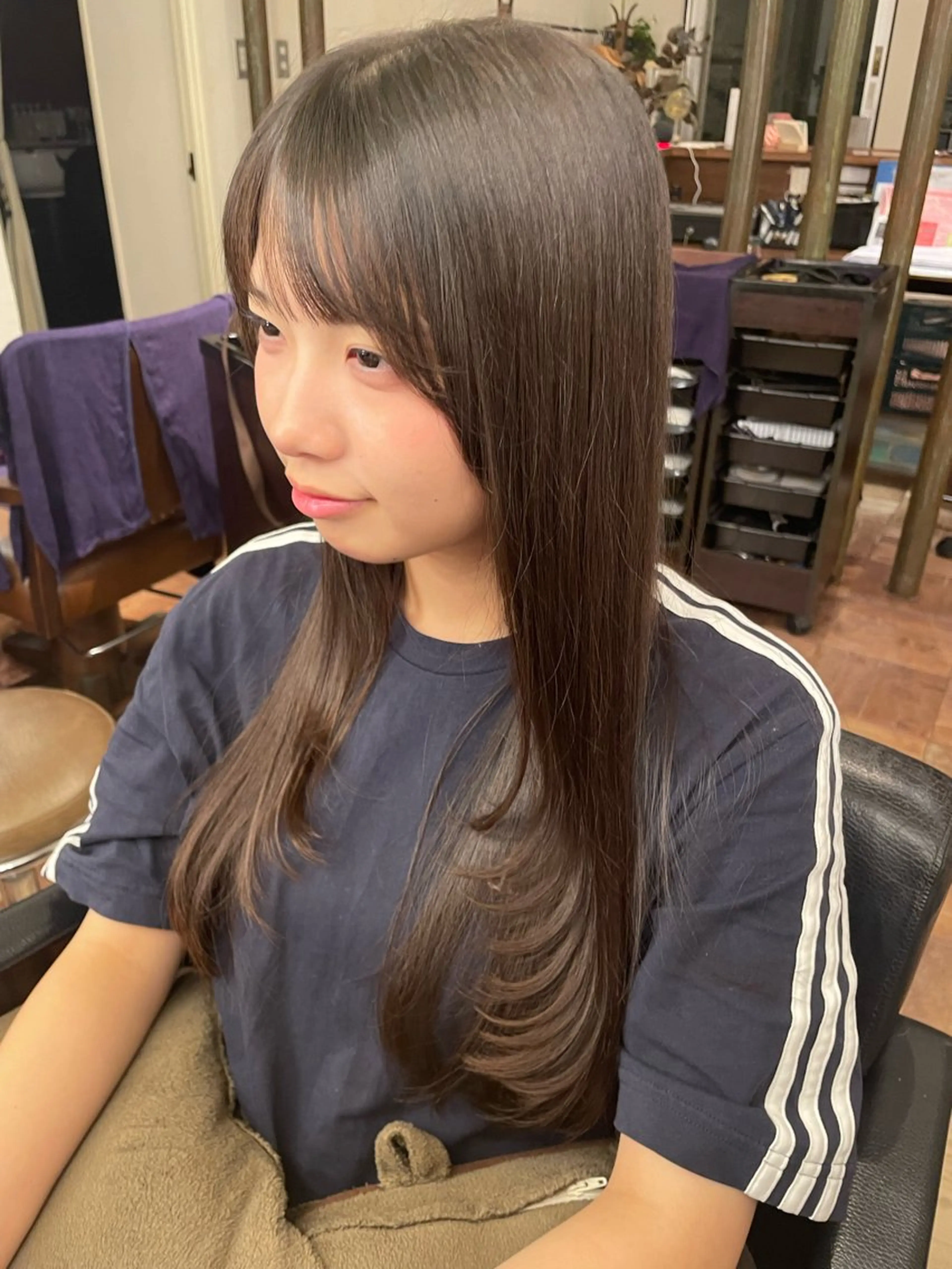 ロング レイヤーカット BOTANICAL所属・BOTANICAL Aoiのヘアスタイル