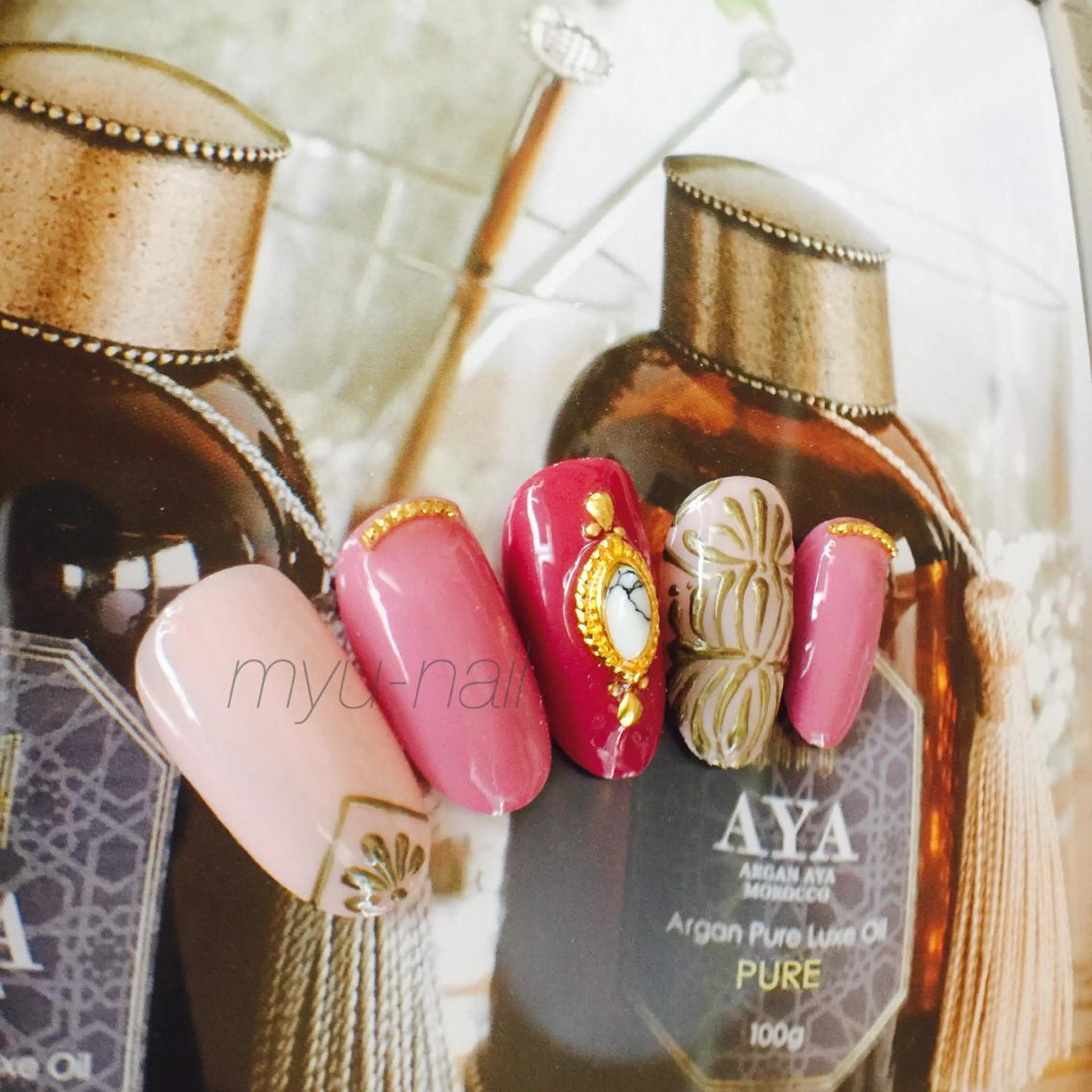 ネイル アートネイル ゴールド ネイルチップ ホームサロン myu-nailのネイルデザイン