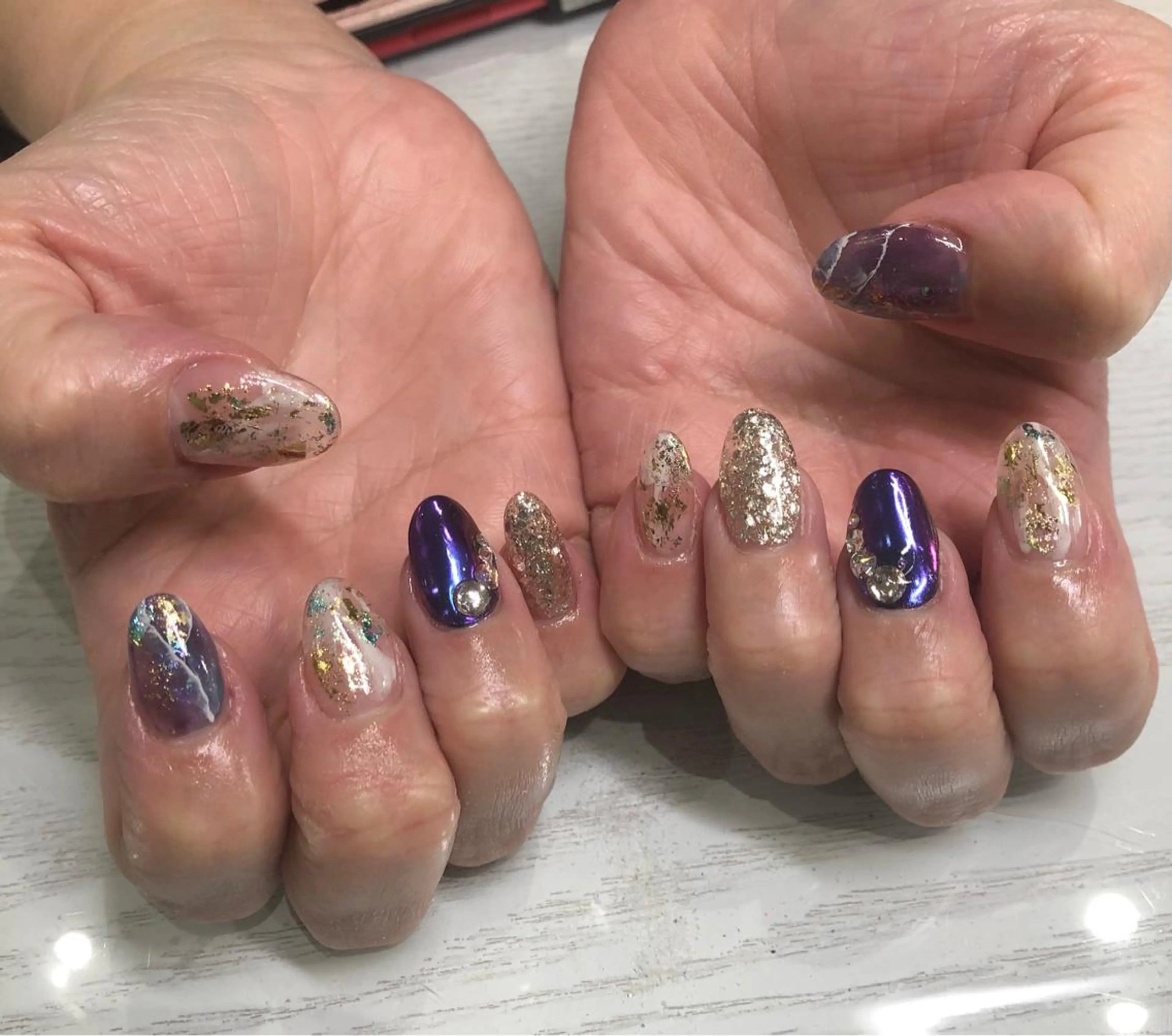 ネイル オーロラネイル キラキラネイル 持ち込み いちじゅう あおいのネイルデザイン