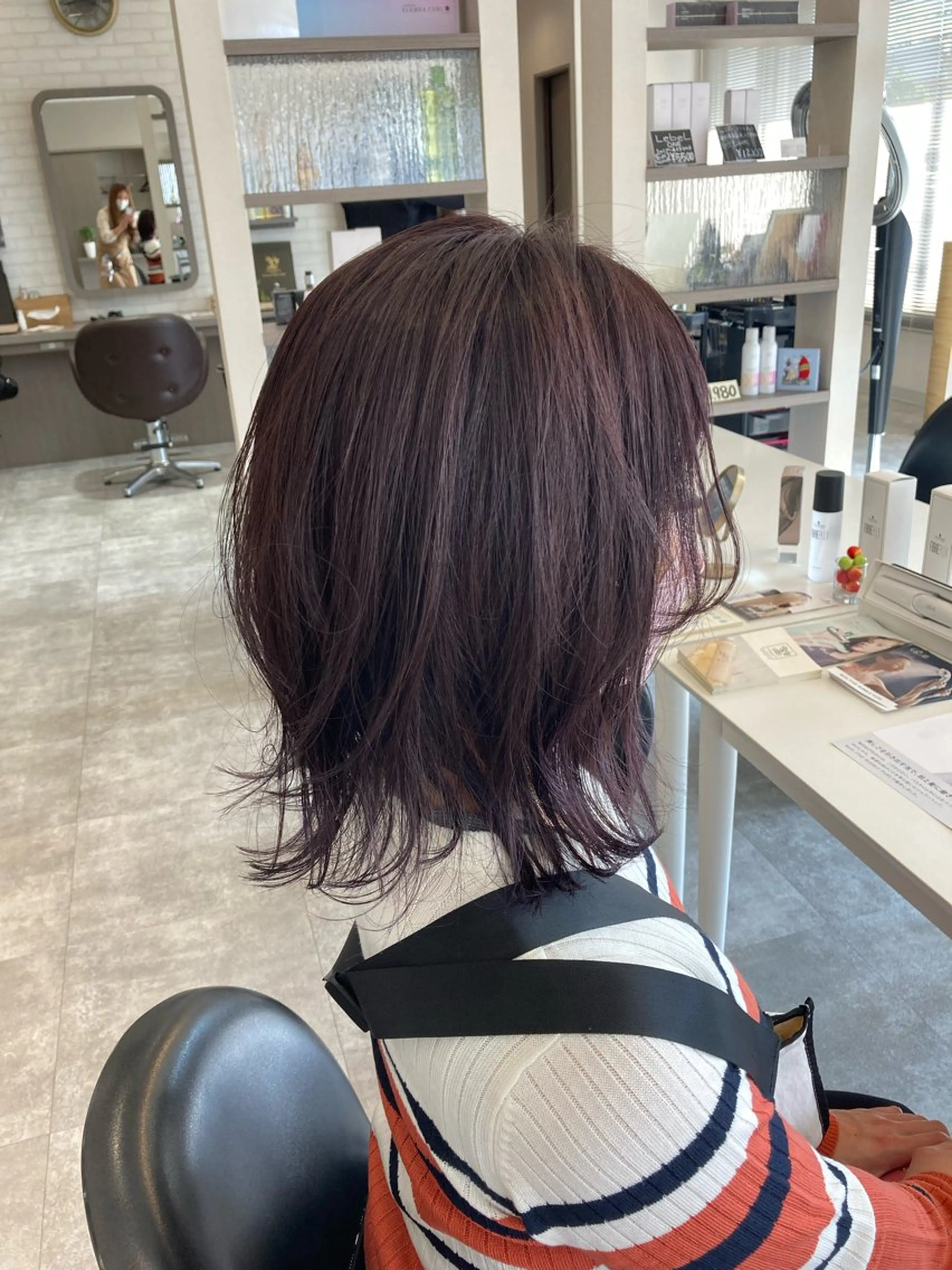 ミディアム カラー 星野 美沙のヘアスタイル