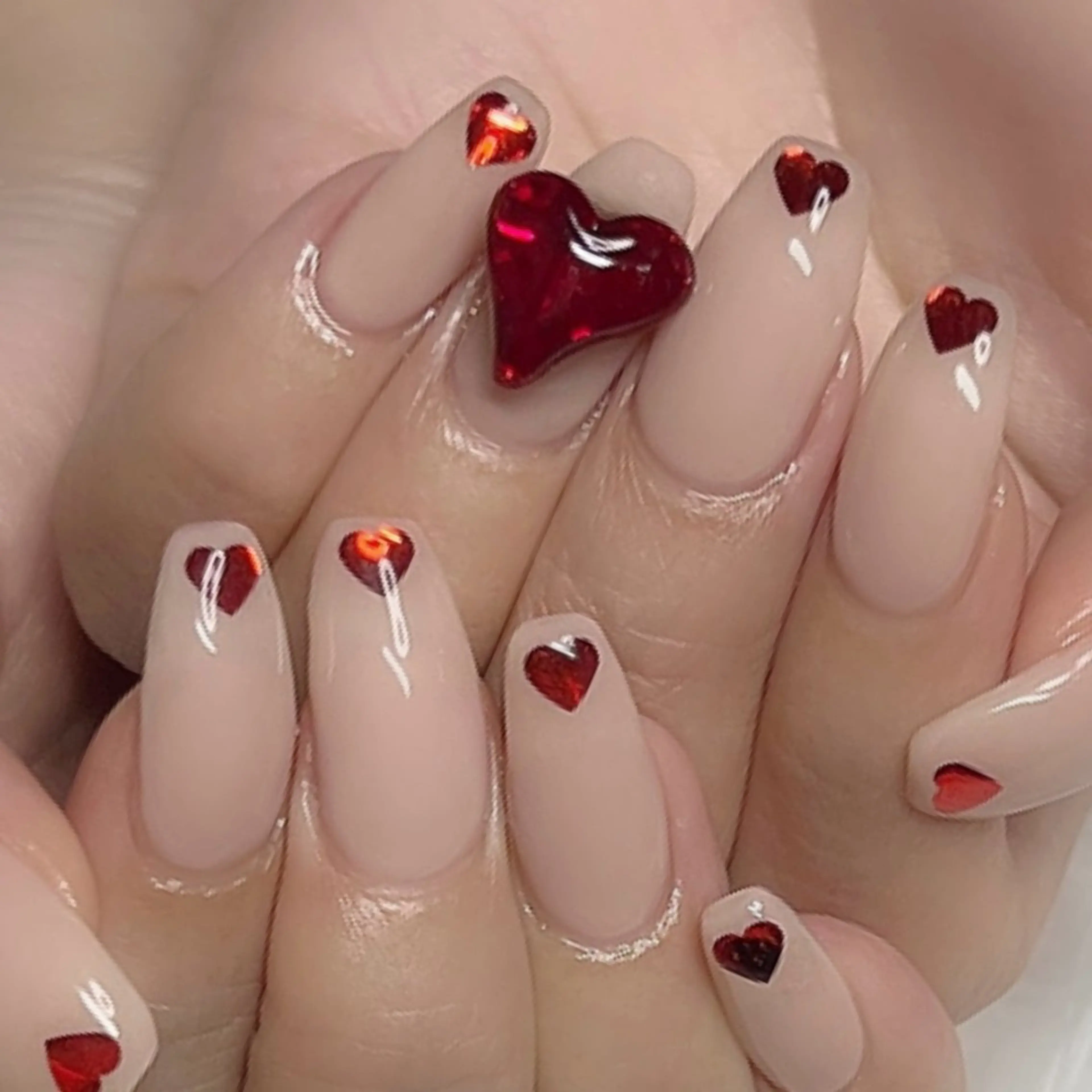 ネイル ハート 赤色 🩵池袋heart nail🩵のネイルデザイン