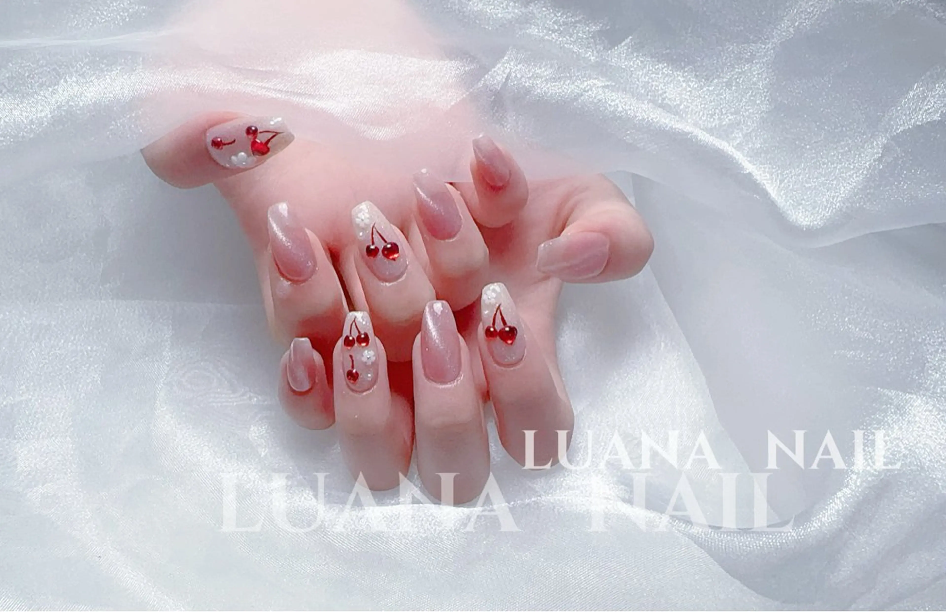 ネイル ハンドネイル Luana nail  salon所属・ルアナ ネイルサロンのネイルデザイン