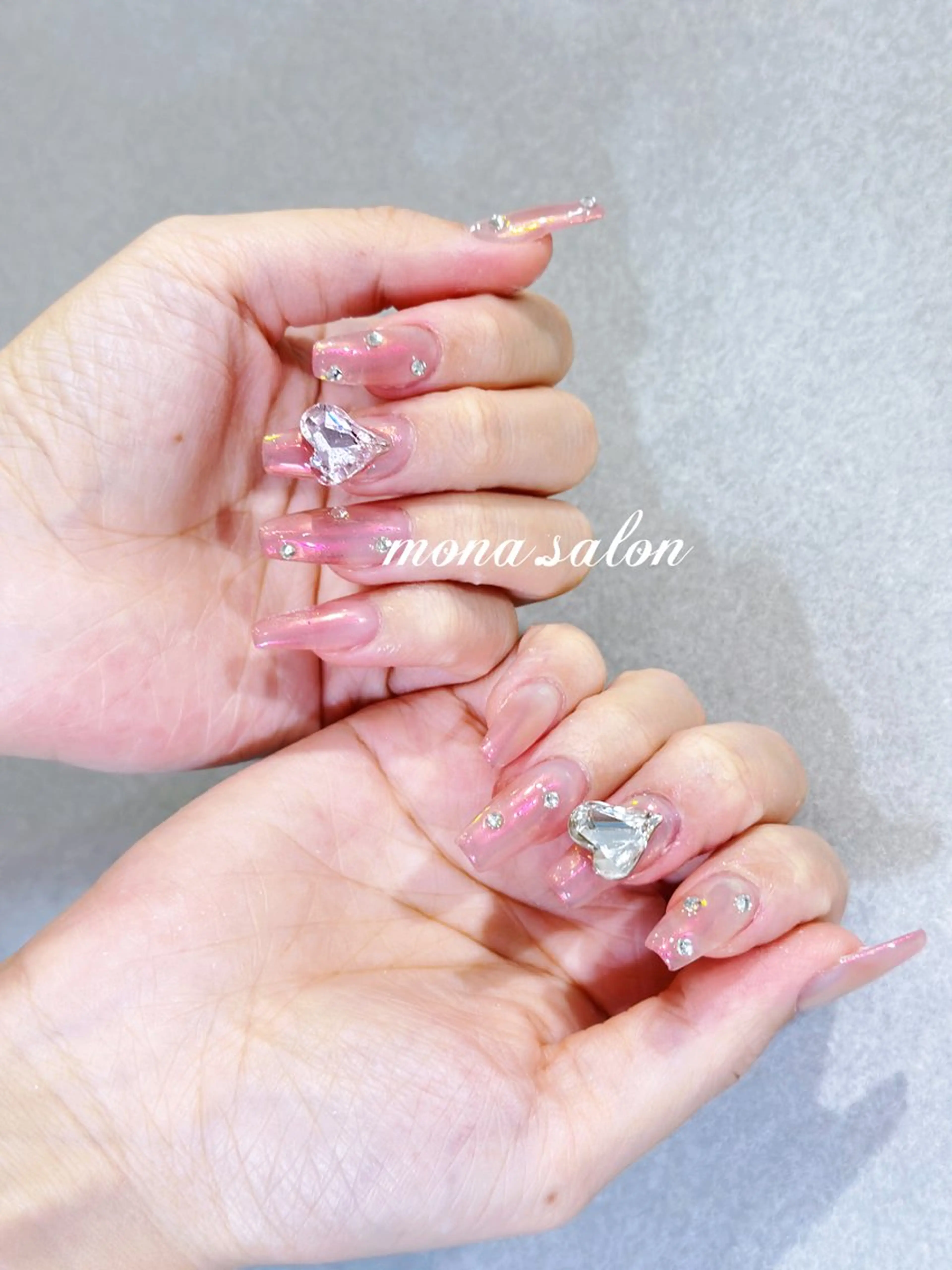 ネイル ハンドネイル Mona【パラジェル ・長さ出し専門店】のネイルデザイン