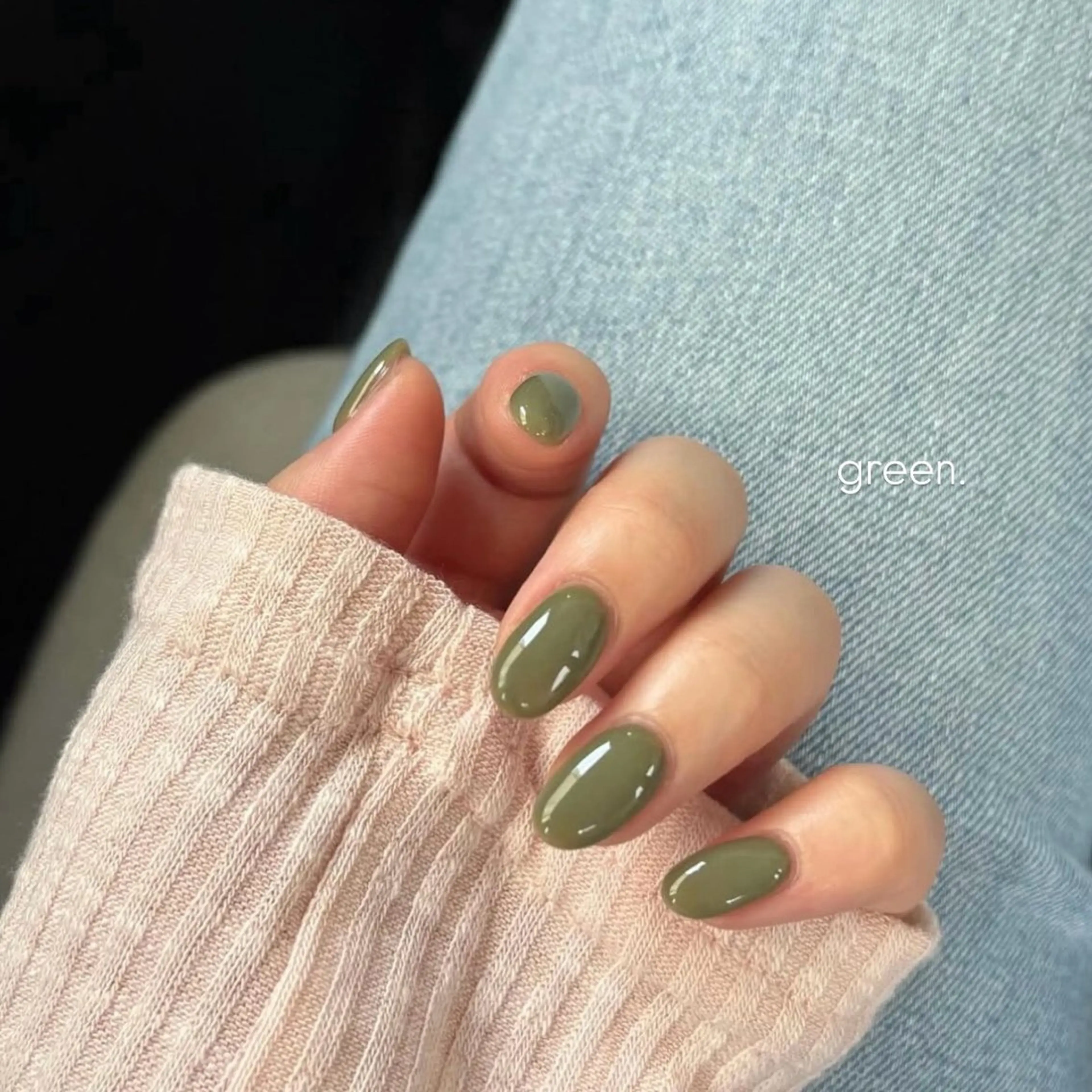 【オフ無料】300種類以上から選べるワンカラーorラメグラデーション🌙ྀིྀི⋆˙⟡の写真