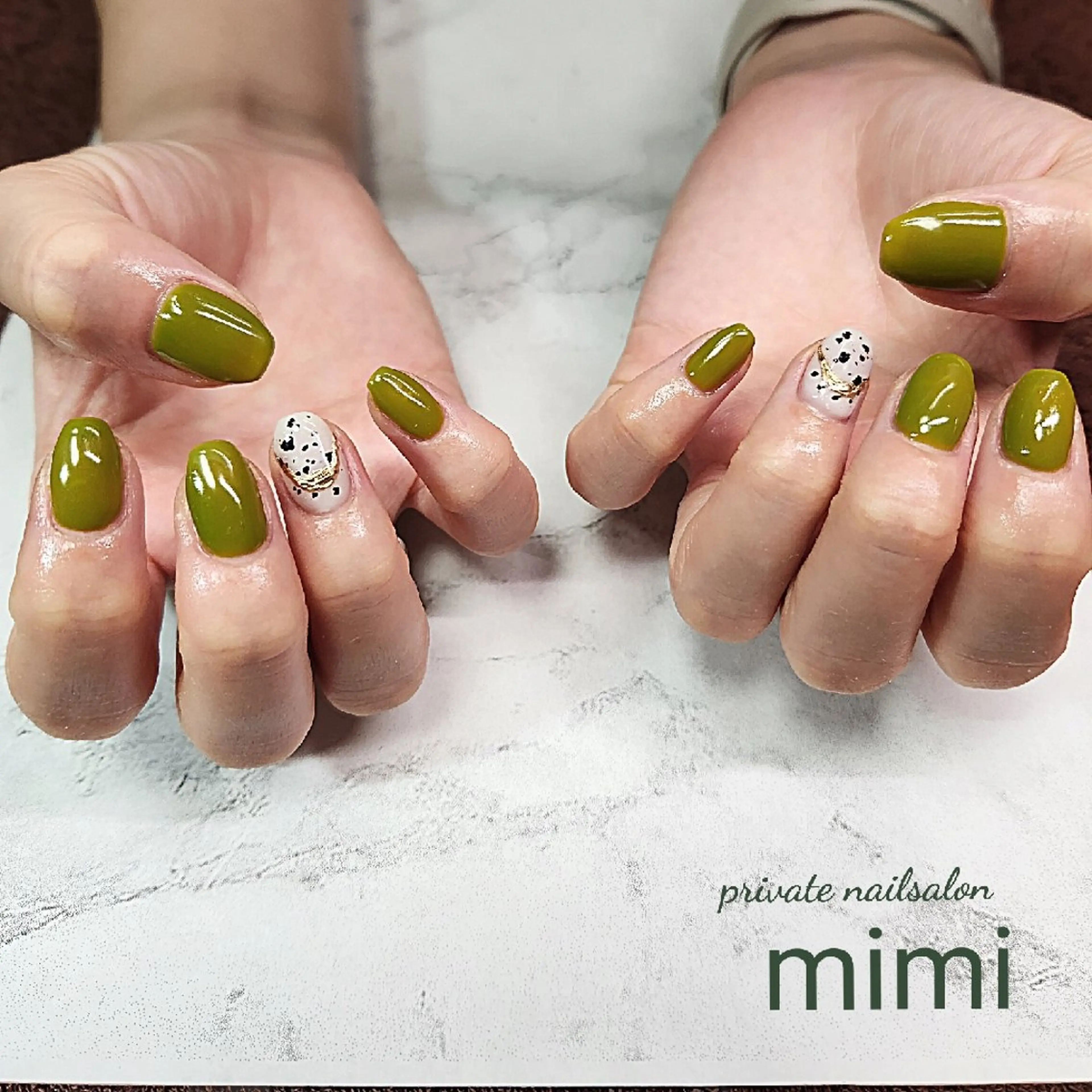 ネイル グリーン ピスタチオネイル シンプルネイル 博多ネイル ｍｉｍｉのネイルデザイン