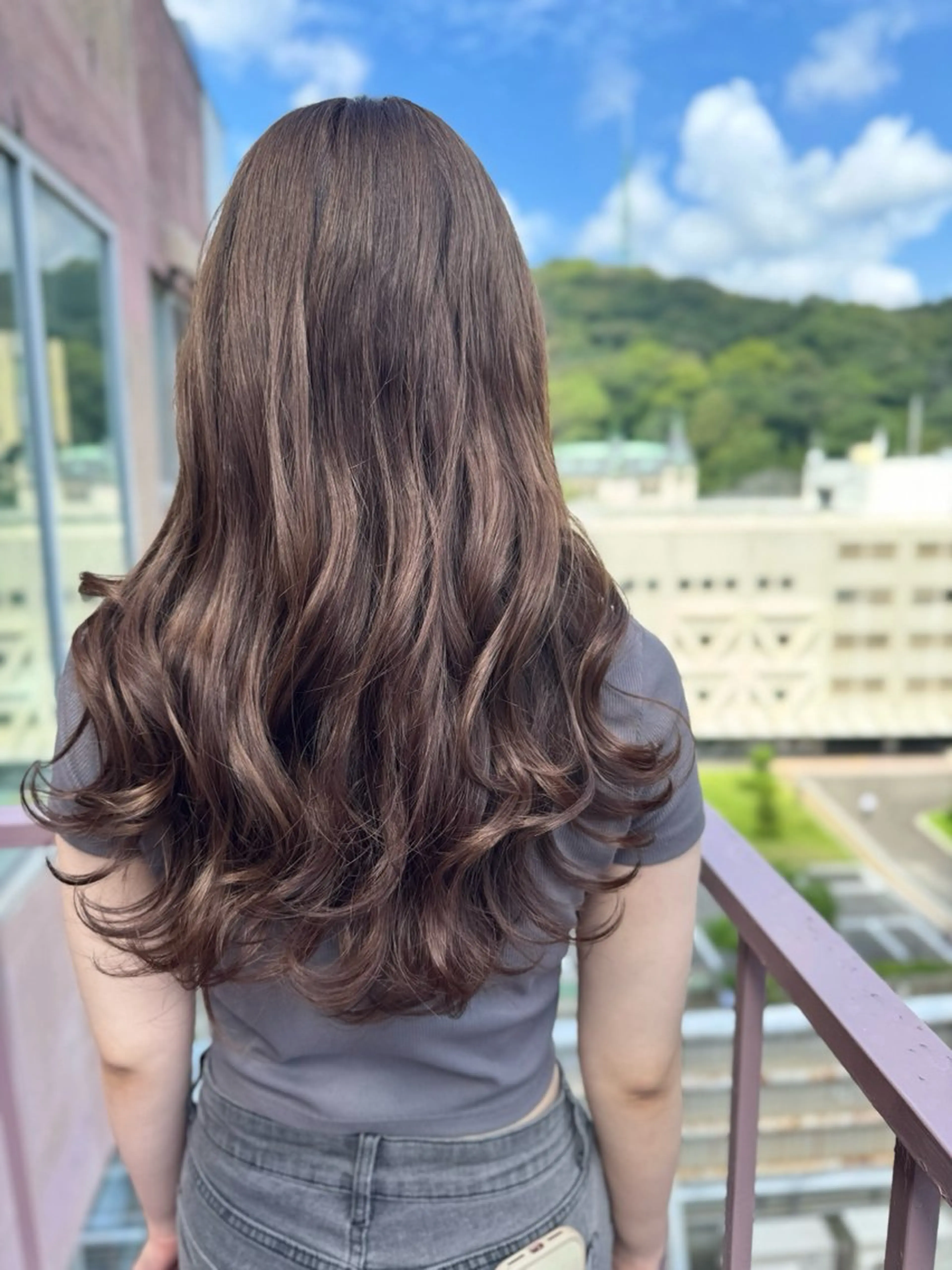 ロング カラー ベージュカラー ブラウンカラー ブラウンベージュ カット ヘアカラー トリートメント Viage （ビアージュ）のヘアスタイル