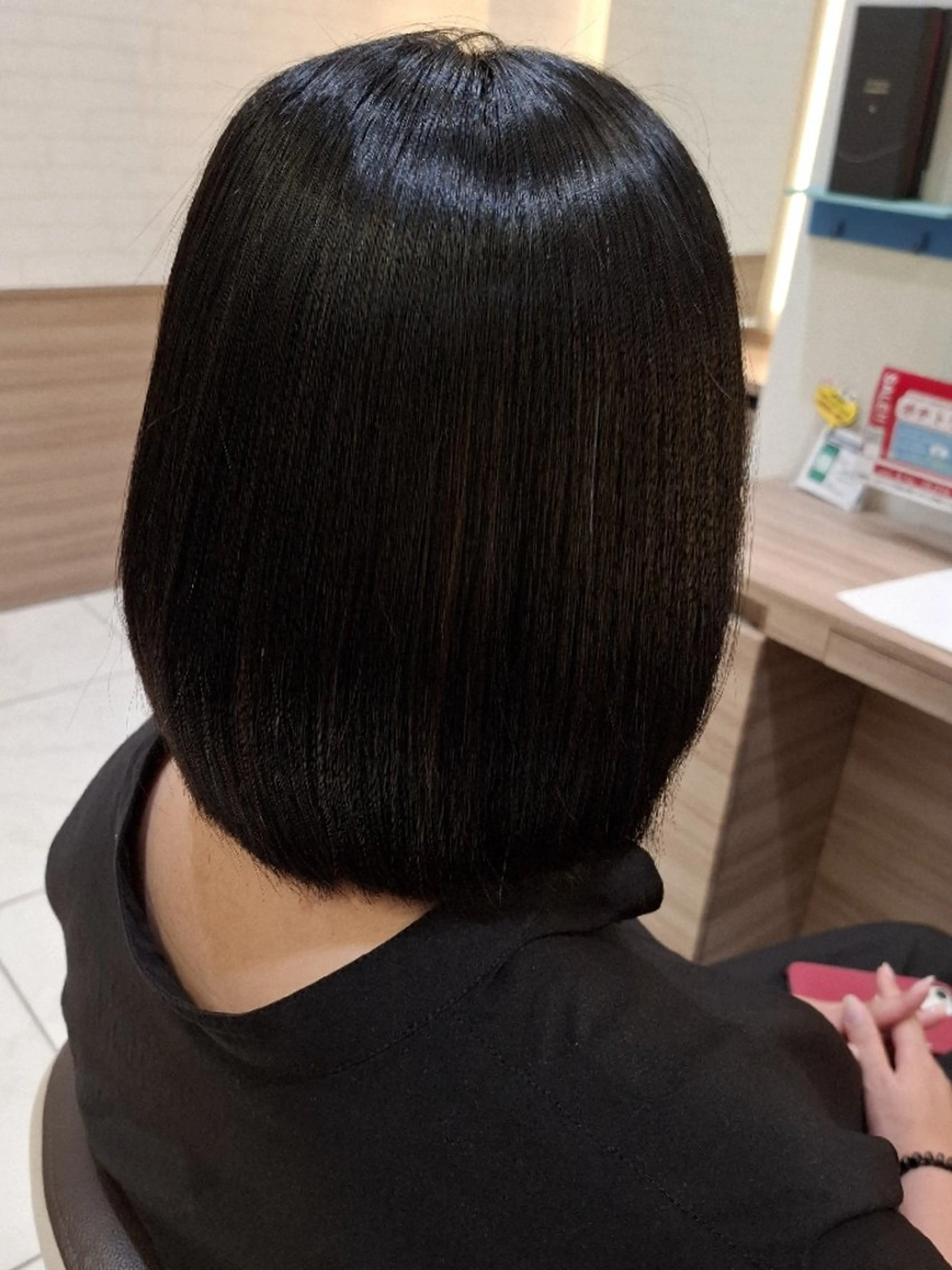 カラー 秋元 雅のヘアスタイル