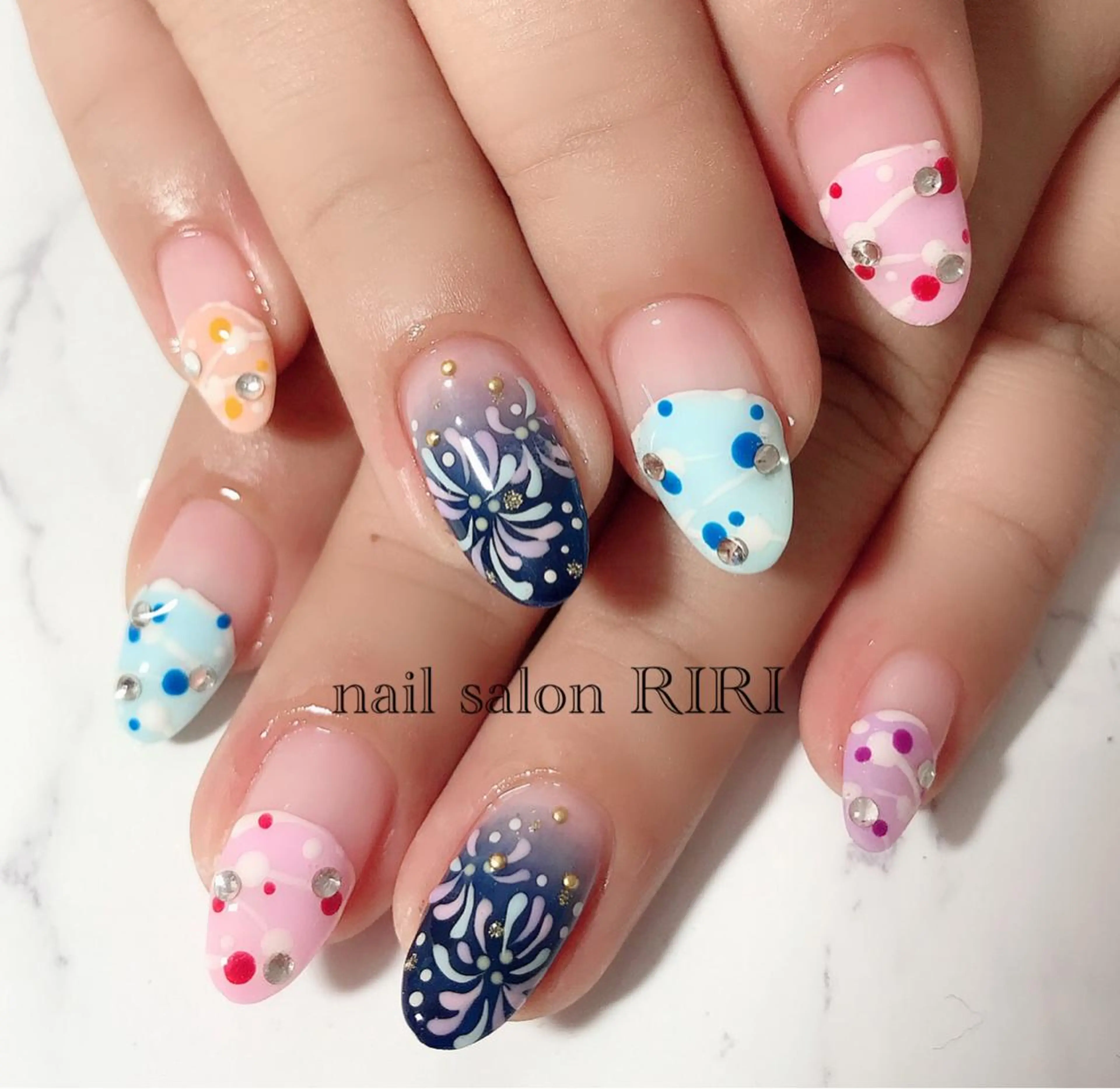 ネイル ヨーヨーネイル private  nail  salon RIRI所属・RIRI リリのネイルデザイン
